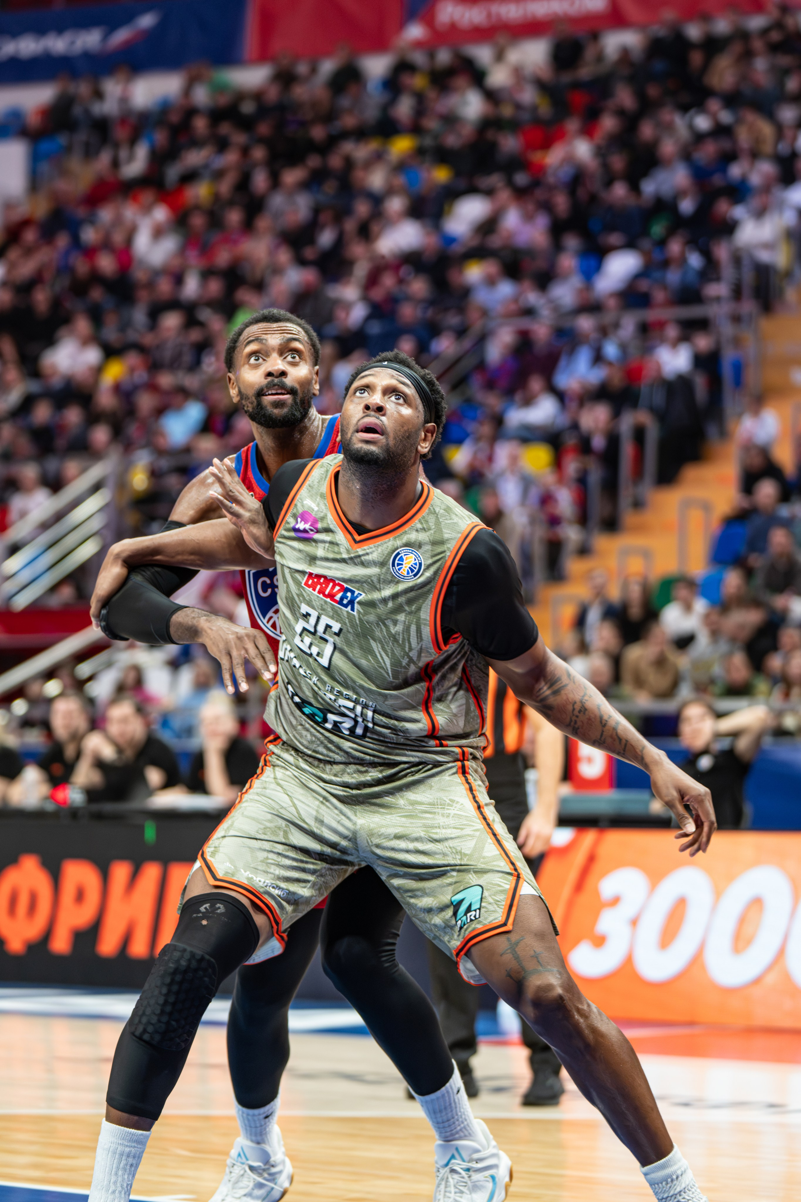 ЦСКА-Уралмаш (29.10.25). Автомобильный фотограф Шакая Кирилл