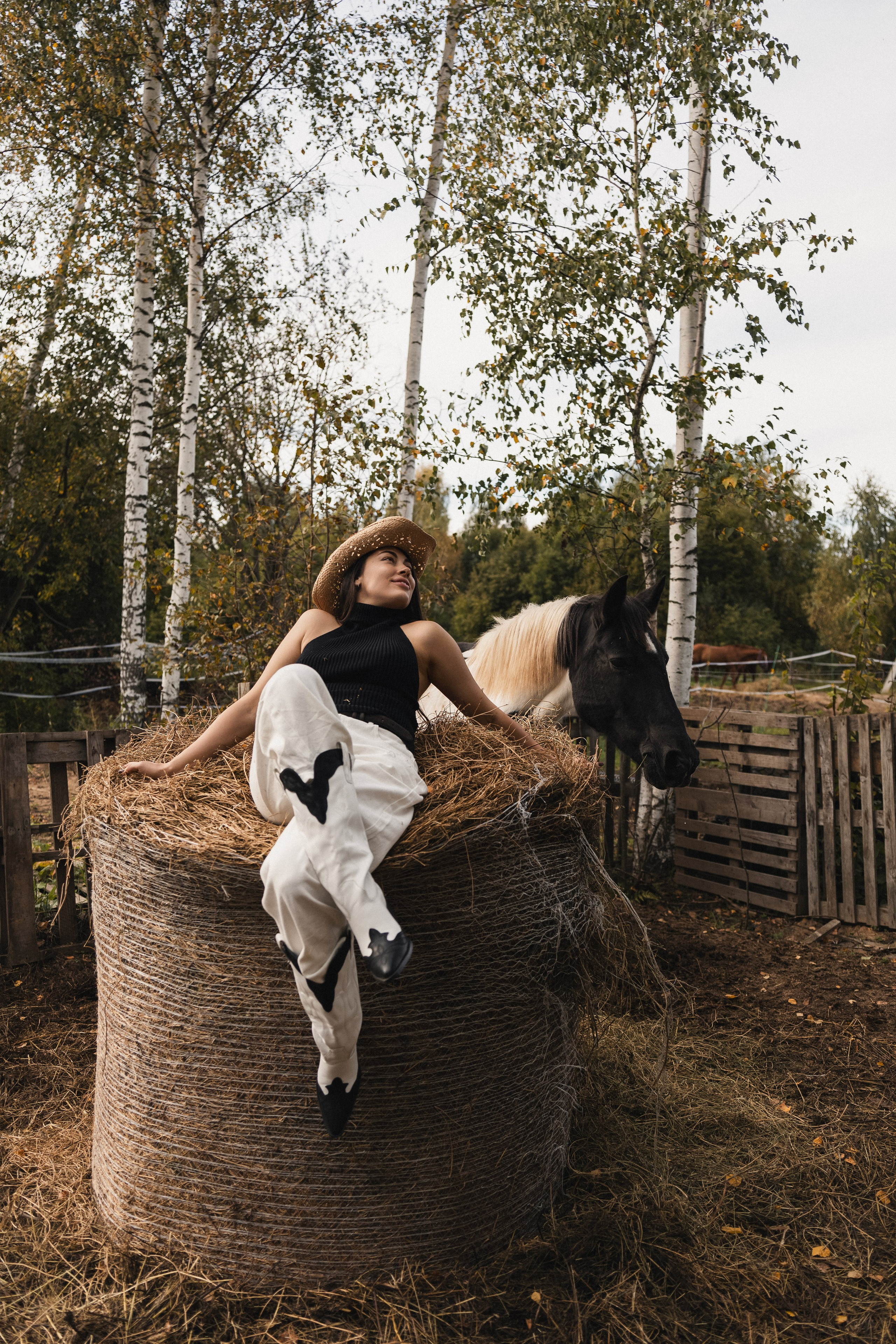 У сена. Фотограф в Нижнем Новгороде Алеся, yes!