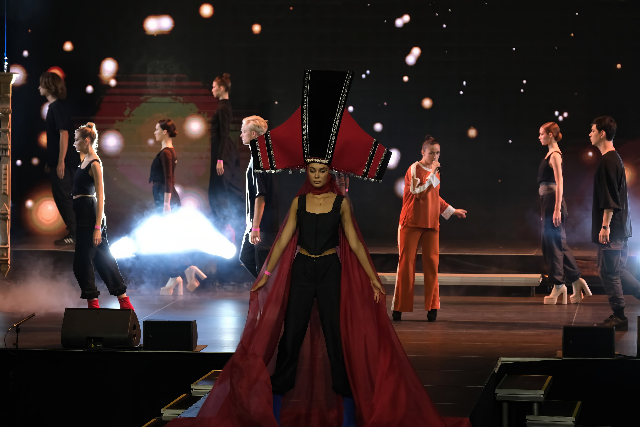 Подиумный спектакль «Стиль Надежды». Добро пожаловать в студию «Цифровой скульптор»  где искусство встречается с технологиями!