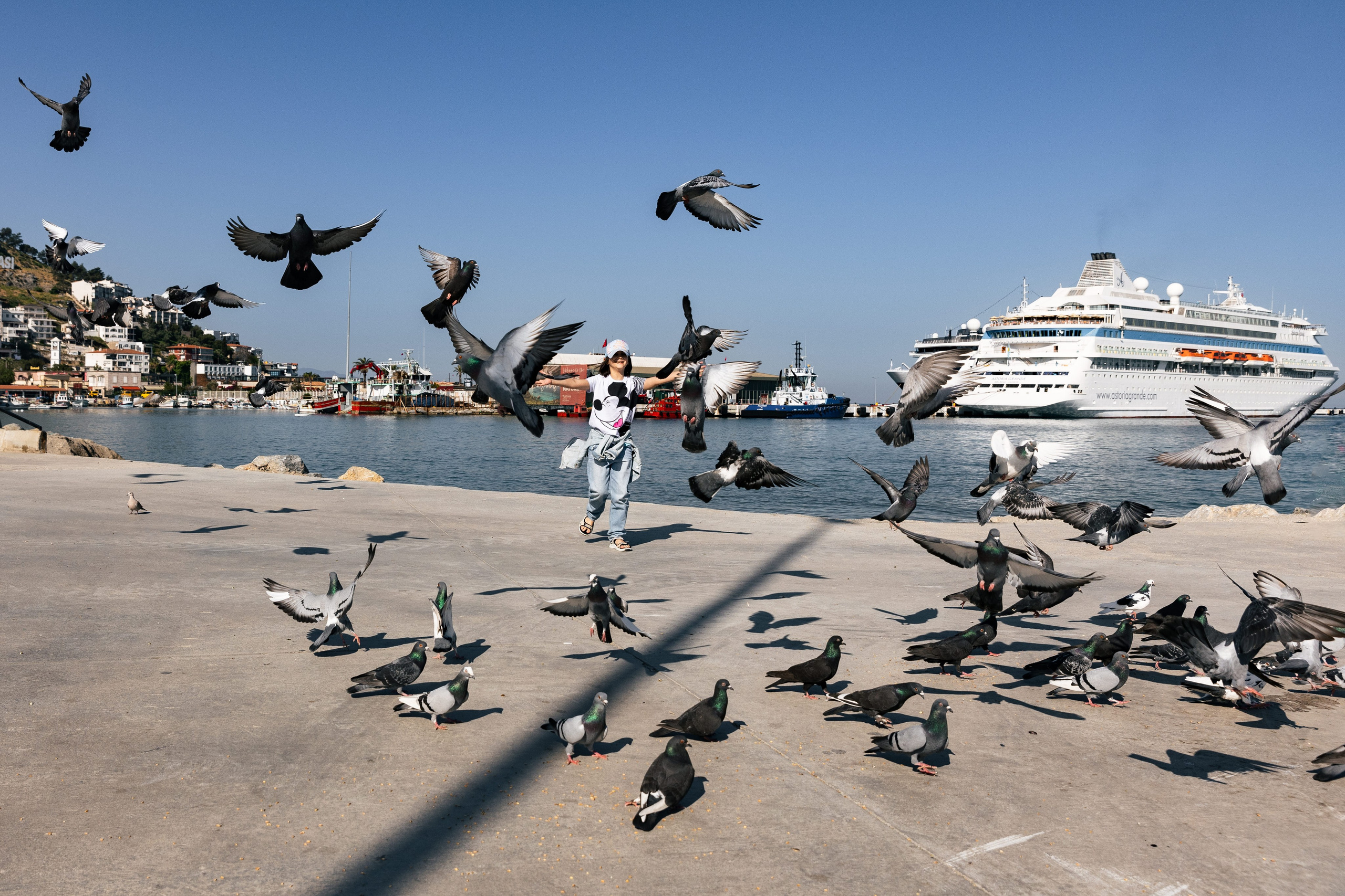 Кушадасы. Фото департамент круизного лайнера Астория Гранде