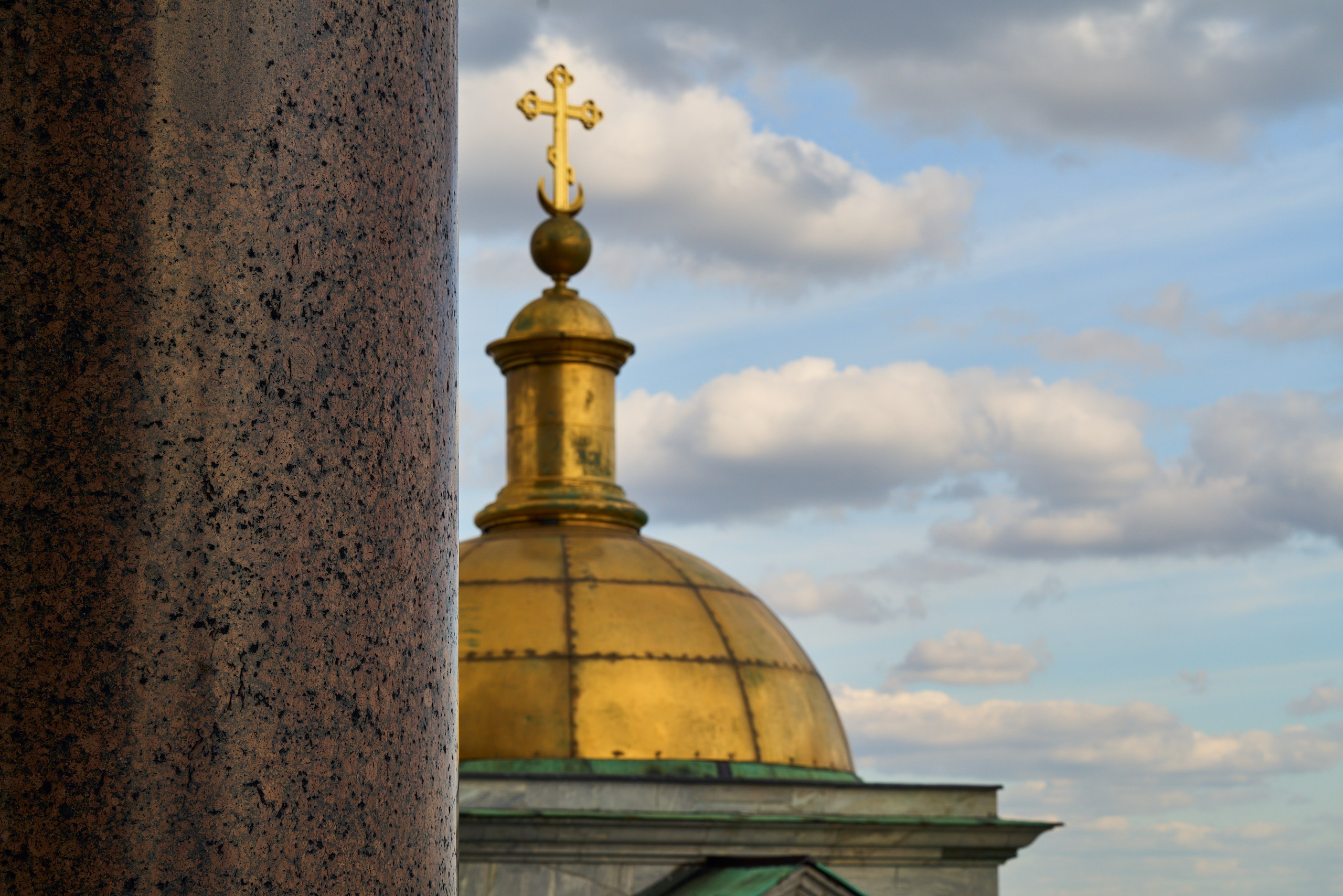 Колоннада Исаакиевского собора