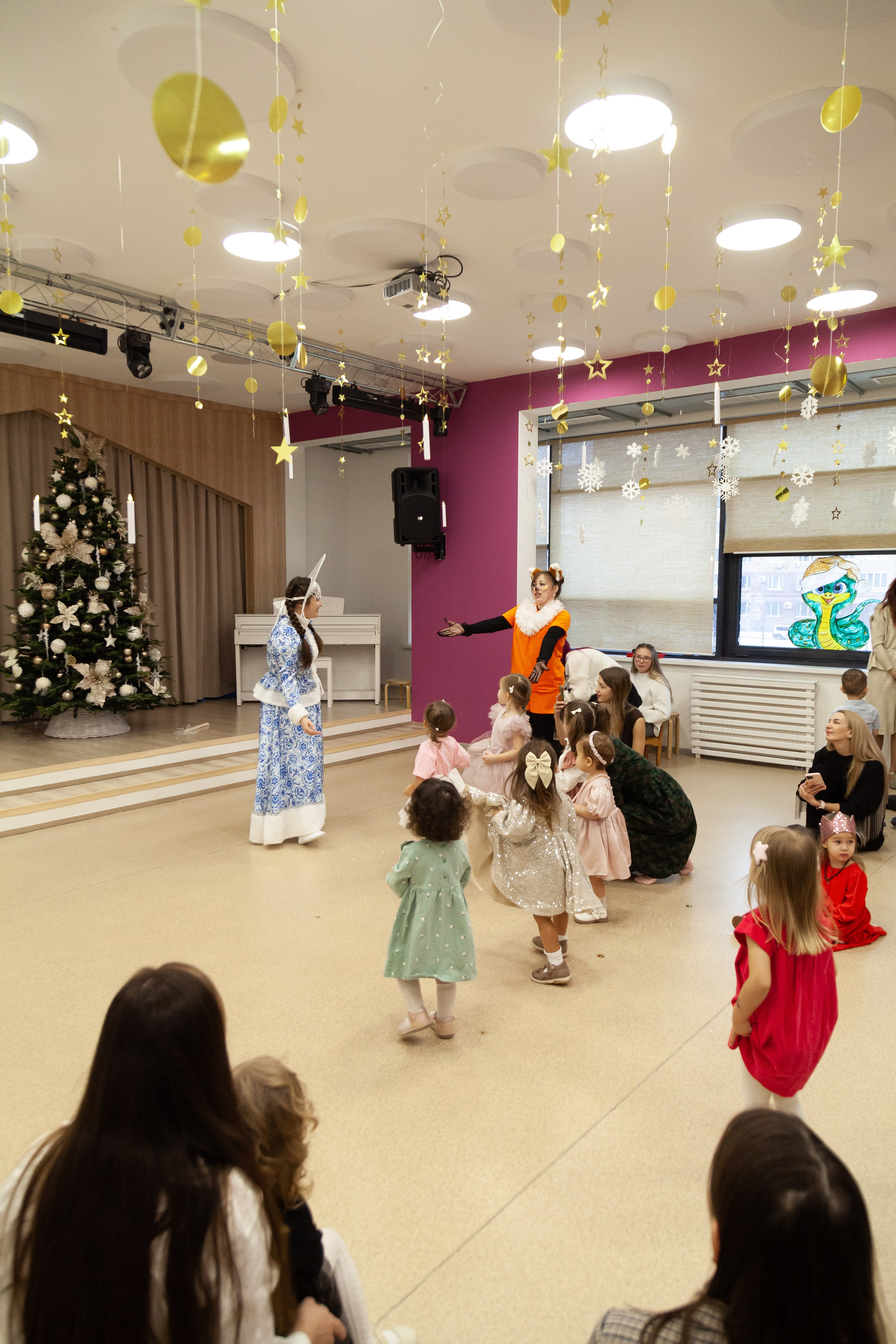 Новогодний утренник. 20.12.24. Профессиональное фото в Казани: от идеи до результата. Фотограф Яна Мур