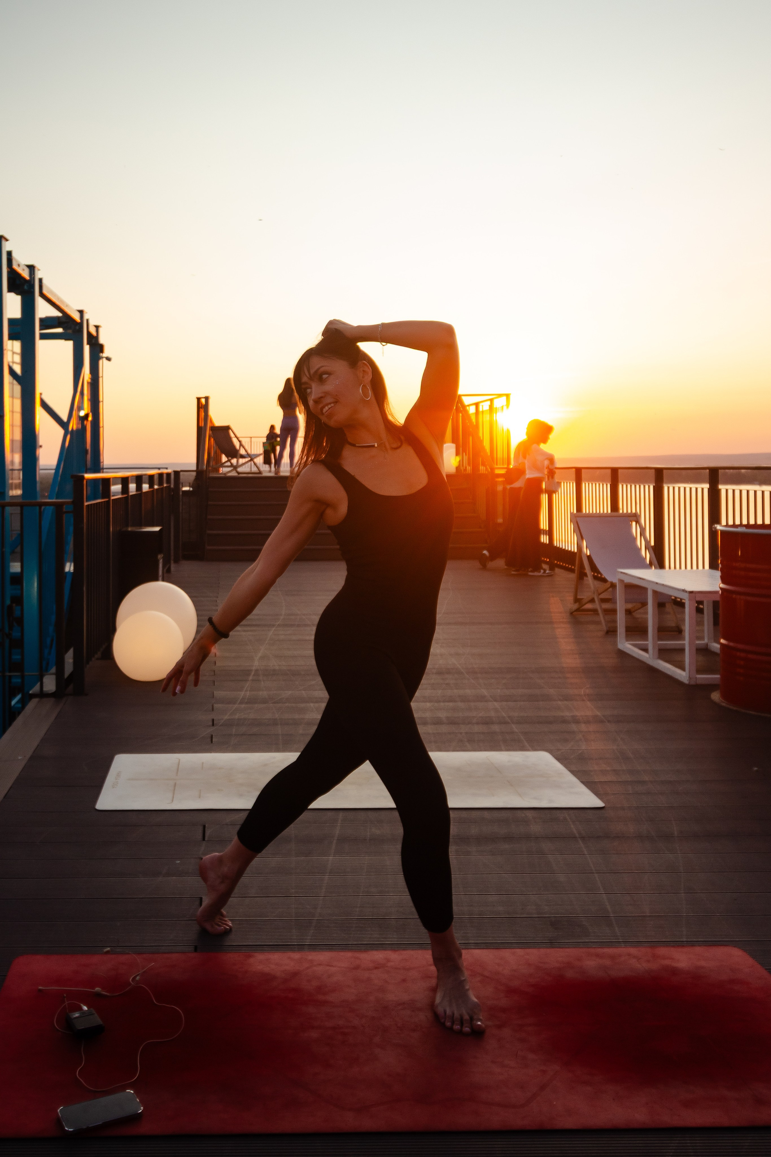 Йога на крыше Станкзавода. Александр Носов. Портретный и репортажный фотограф в Самаре