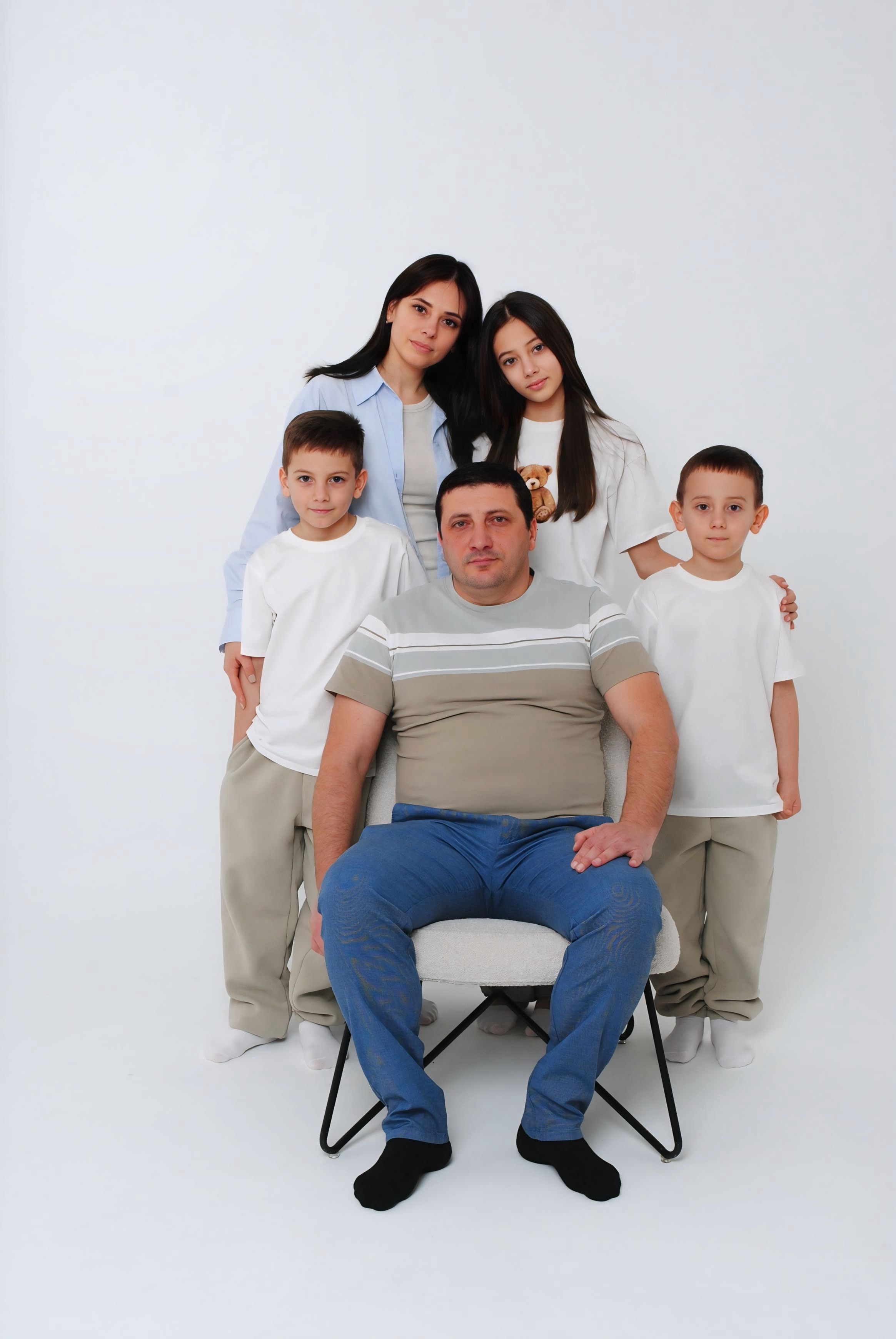 Луиза и семья. Фотограф Мария Мусаелян