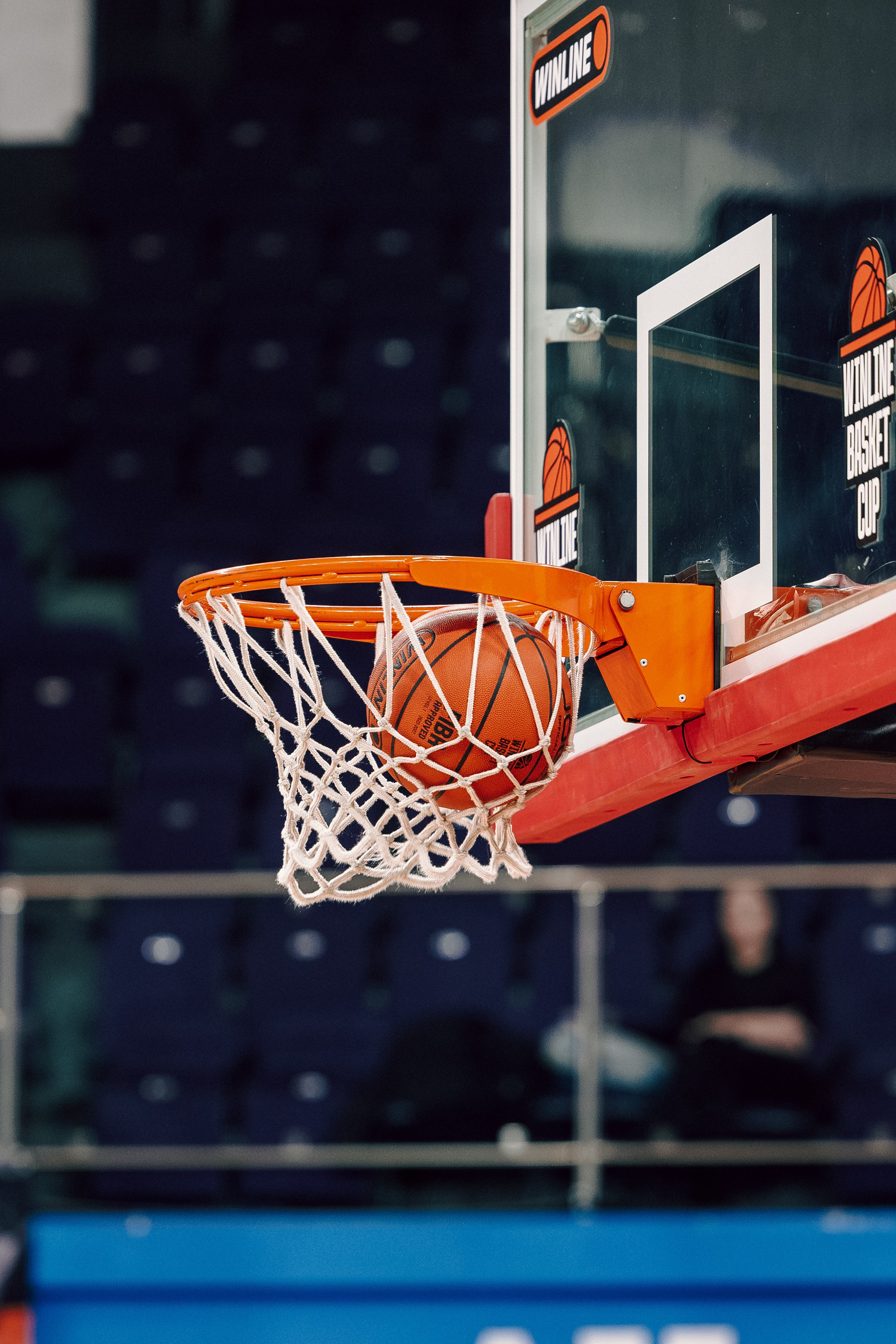 Winline Basket Cup — УРАЛМАШ — УНИКС. Лёшка Варзегов — фотограф