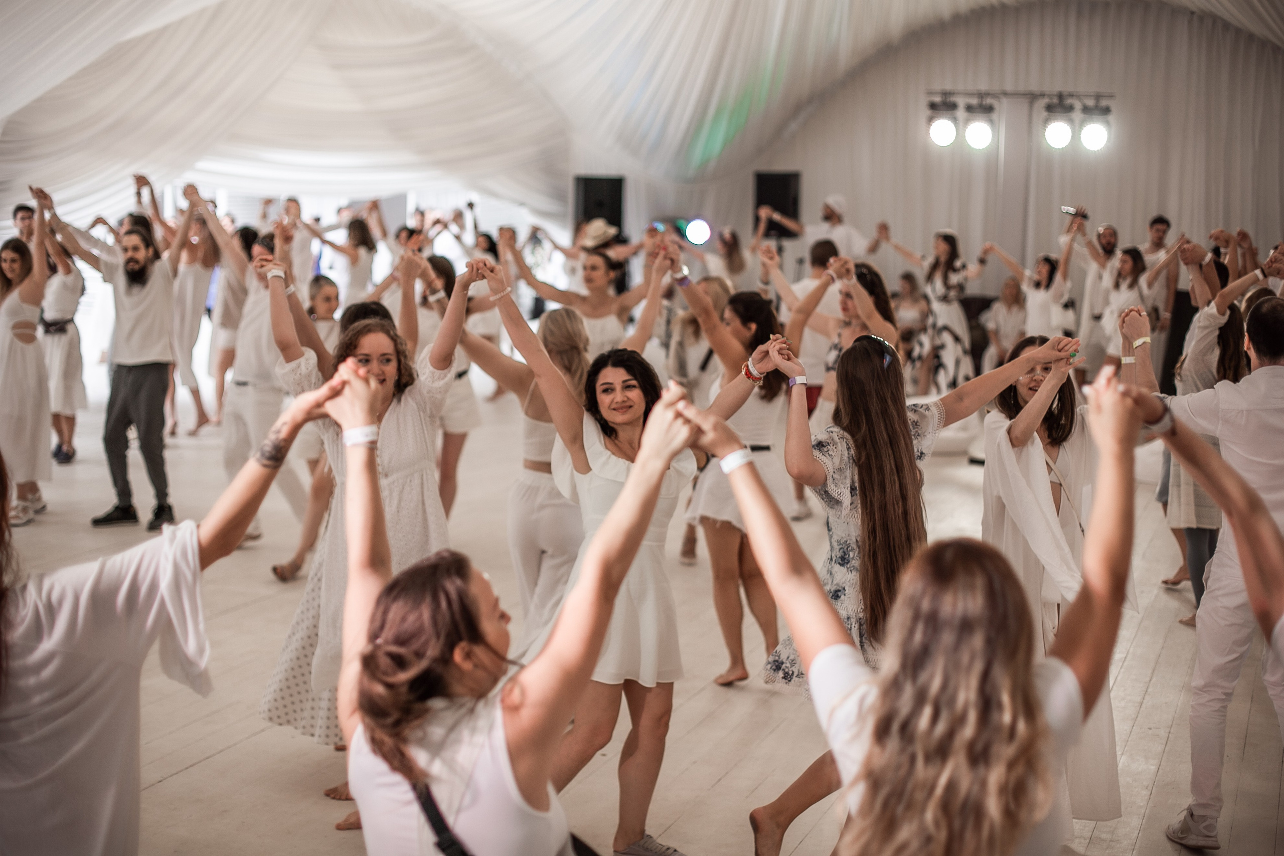 Ecstatic Sensation White в парке Берёзы. Семейный и портретный фотограф, Москва, Калуга. Анастасия Андрексон