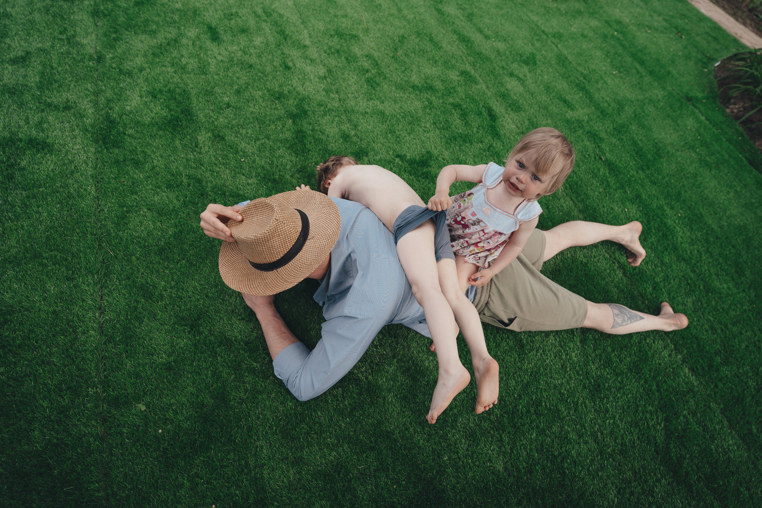 СЫН ВИДИТ В ОТЦЕ ГЕРОЯ, ДОЧЬ — РЫЦАРЯ. Семейный и детский фотограф Анна Бренч