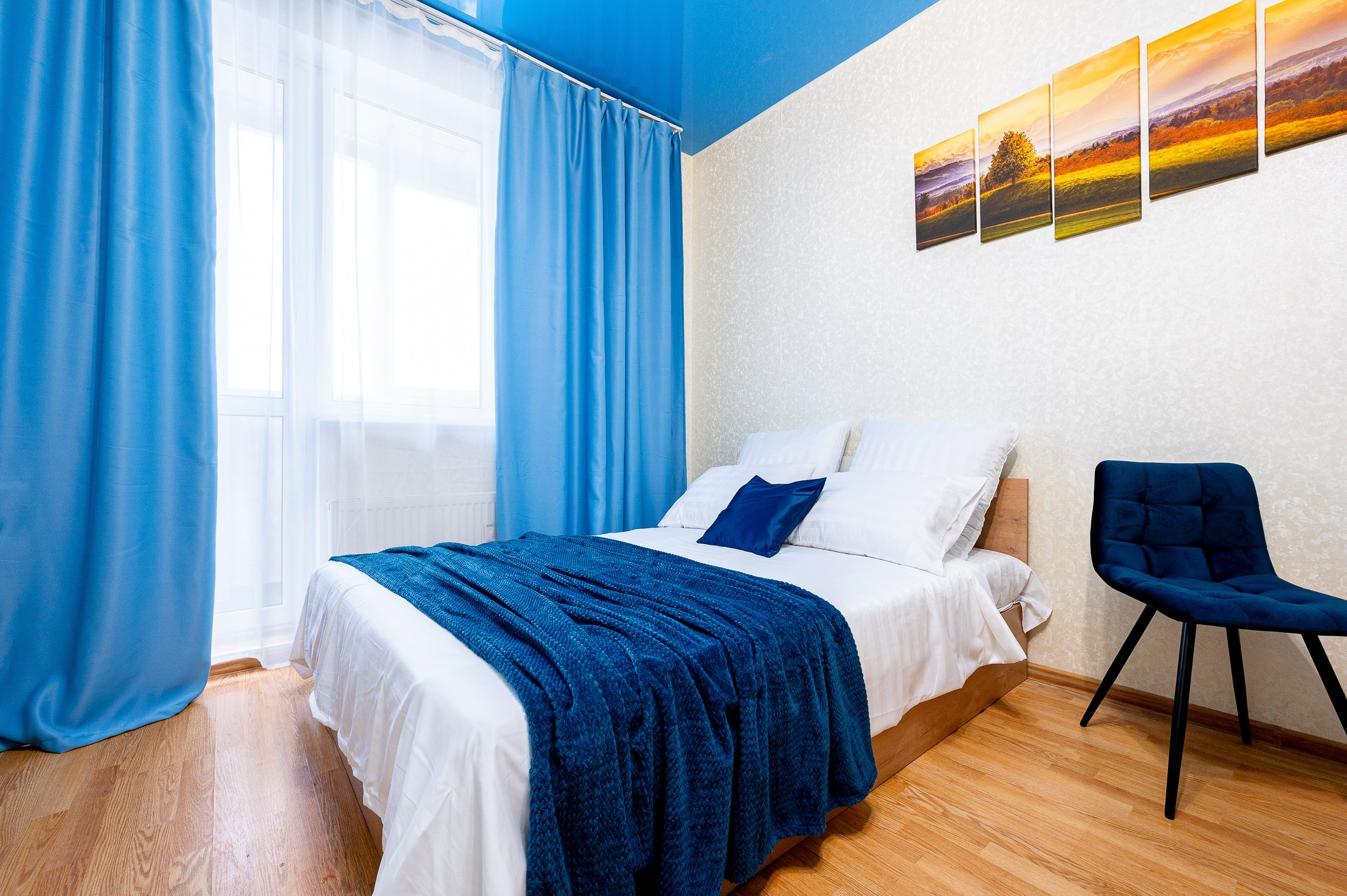 Квартира под суточную аренду. Интерьерный фотограф. Фото- видеосъемка недвижимости Санкт-Петербург