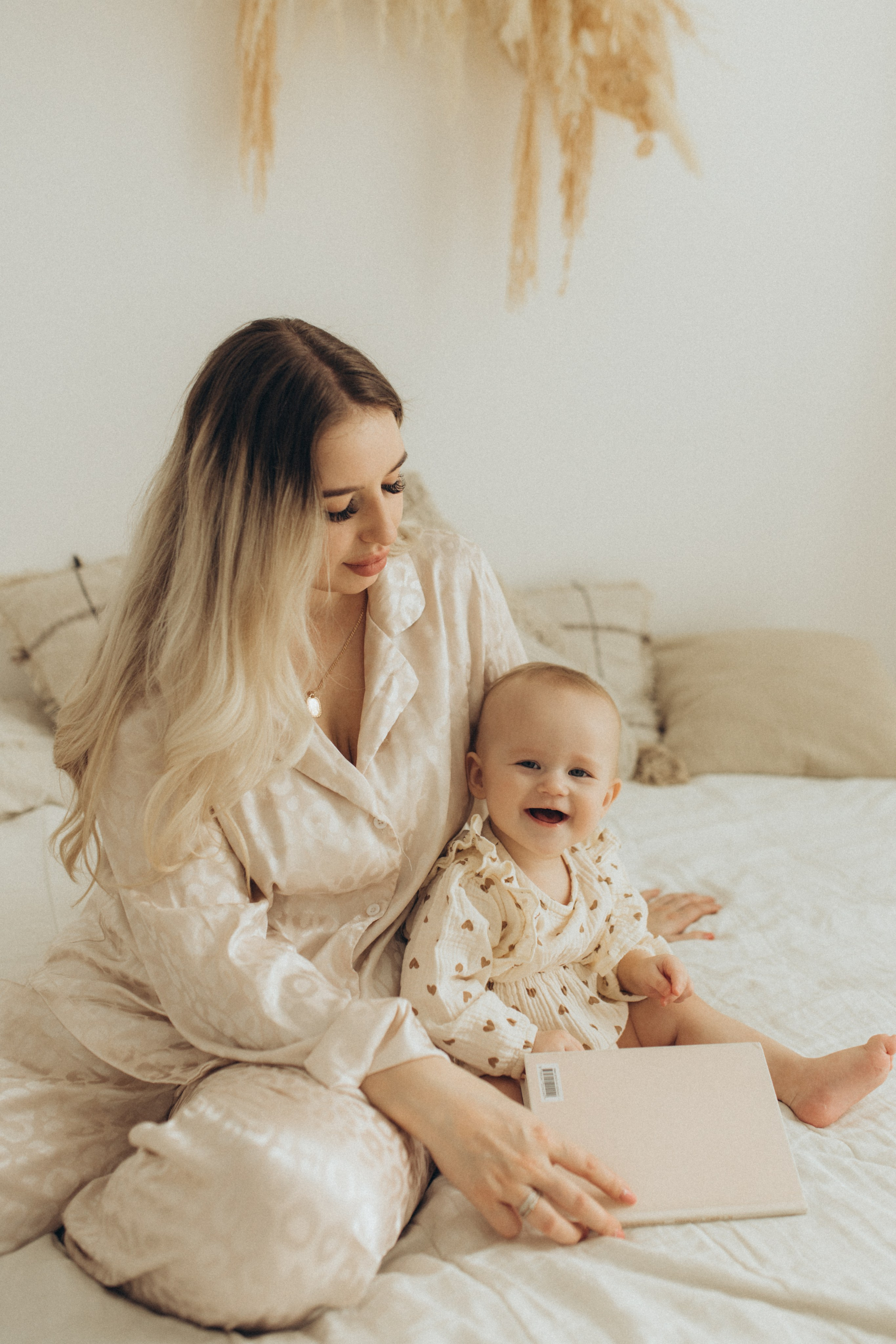 Мама Настя и милашка Ксю. Свадебный и семейный фотограф в Белгороде Евгения Курочкина