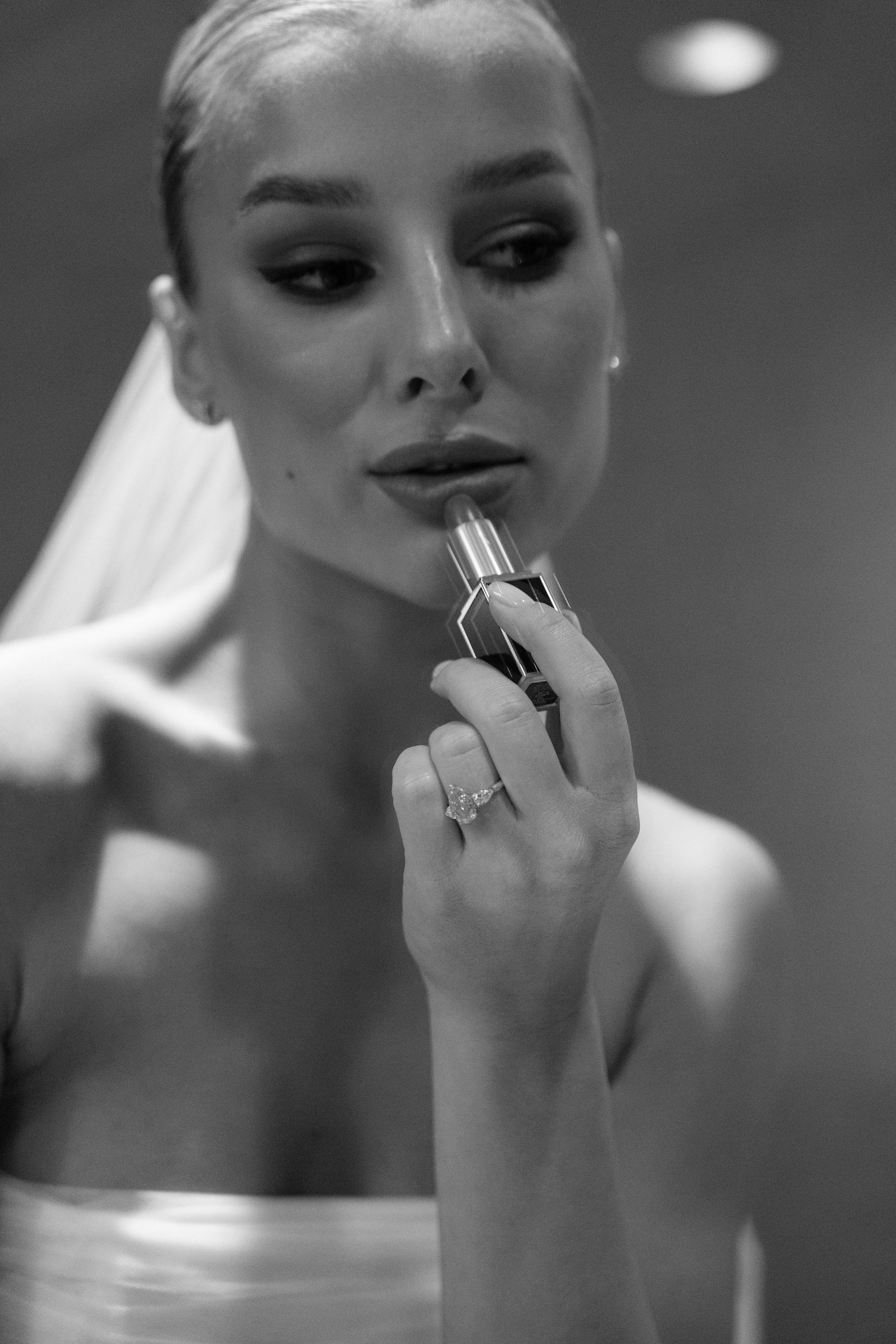 Анна Сергей. Камерная свадьба в Фосизонс в стиле неоклассика. Свадебный фотограф организатор в Санкт-Петербурге Ассоль Опарина