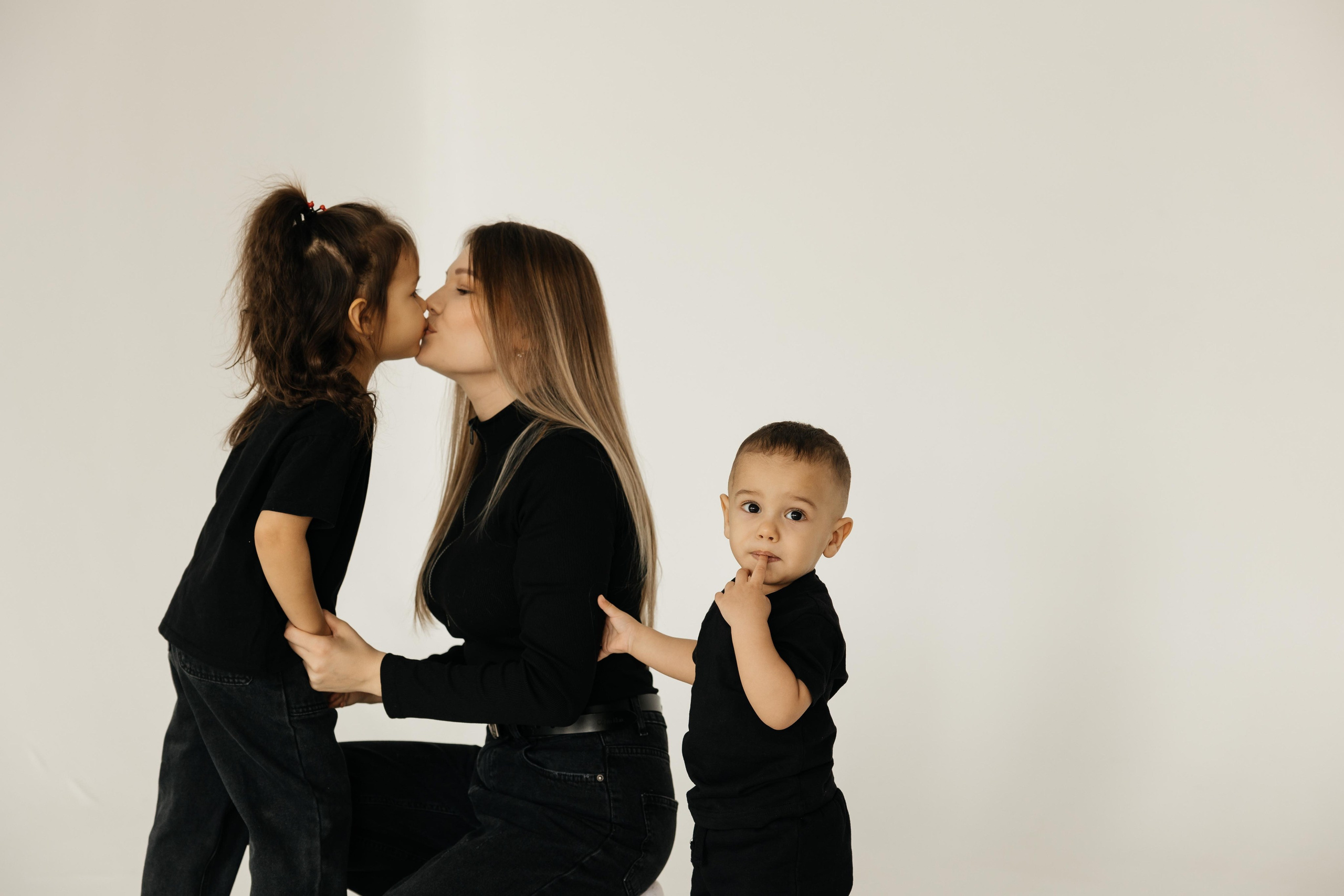 Семейная фотосессия для Наваи и Насти. Свадебный и семейный фотограф Рассказова Виктория