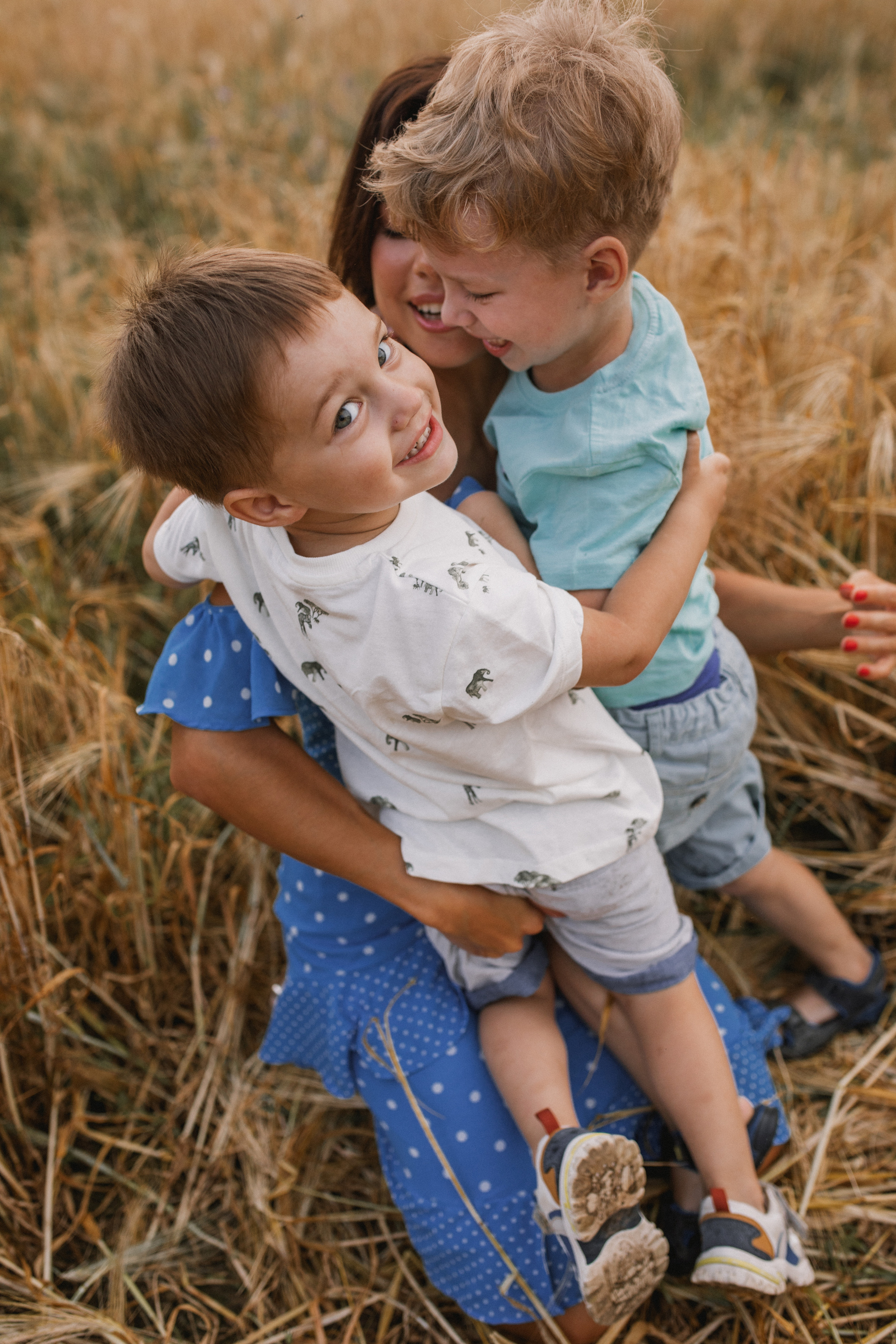 Юлия, Михаил и Александр. Семейный фотограф Земскова Евгения