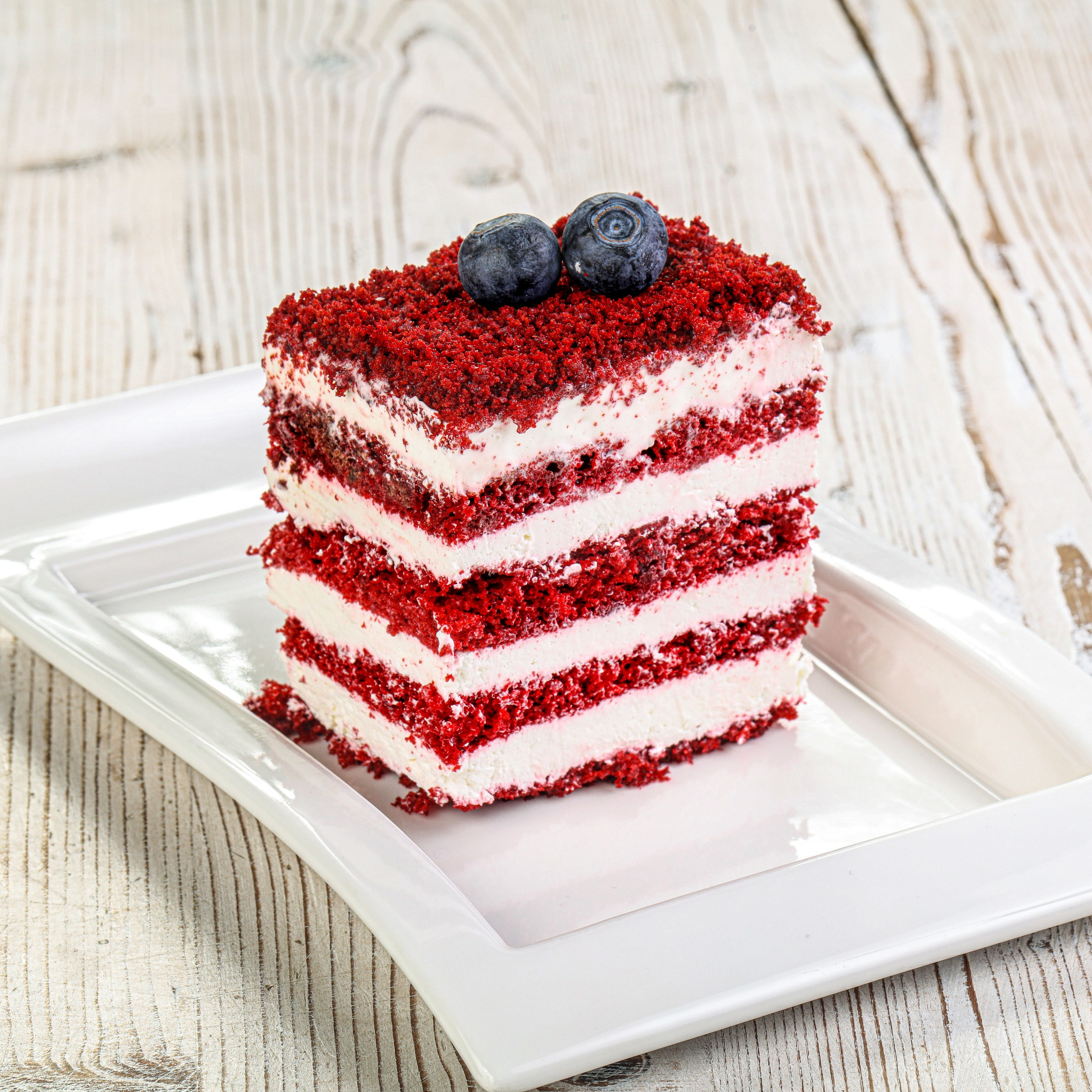 Фотосъемка десертов и выпечки. Заказ по тел.: +7 (906) 006-90-22. Фуд-фотограф Андрей Старостин — съемка еды в Москве. 9000 руб. в час