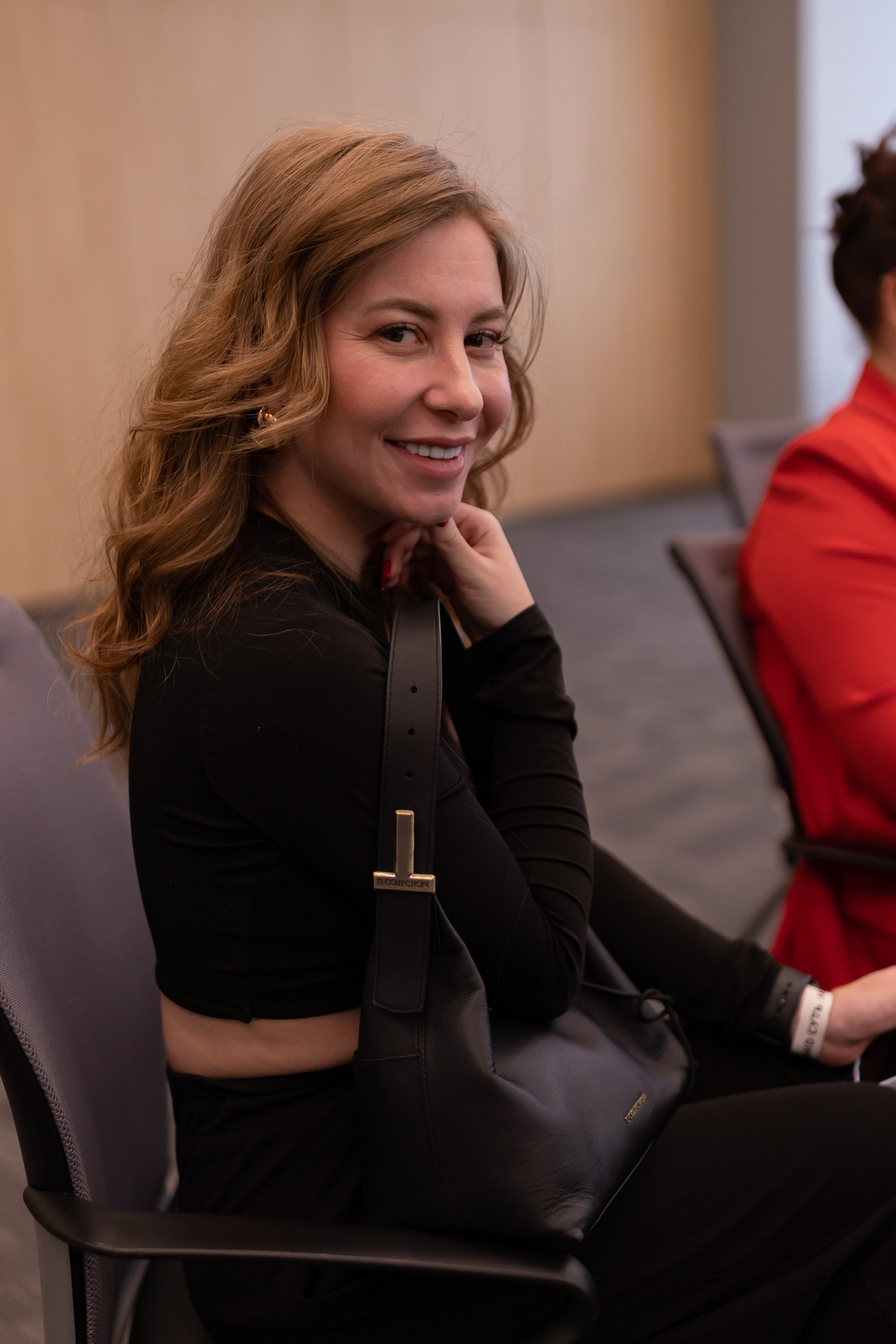 Только суть ЛИДЕР (Сколково). Сказочный фотограф для Вас и Вашей семьи