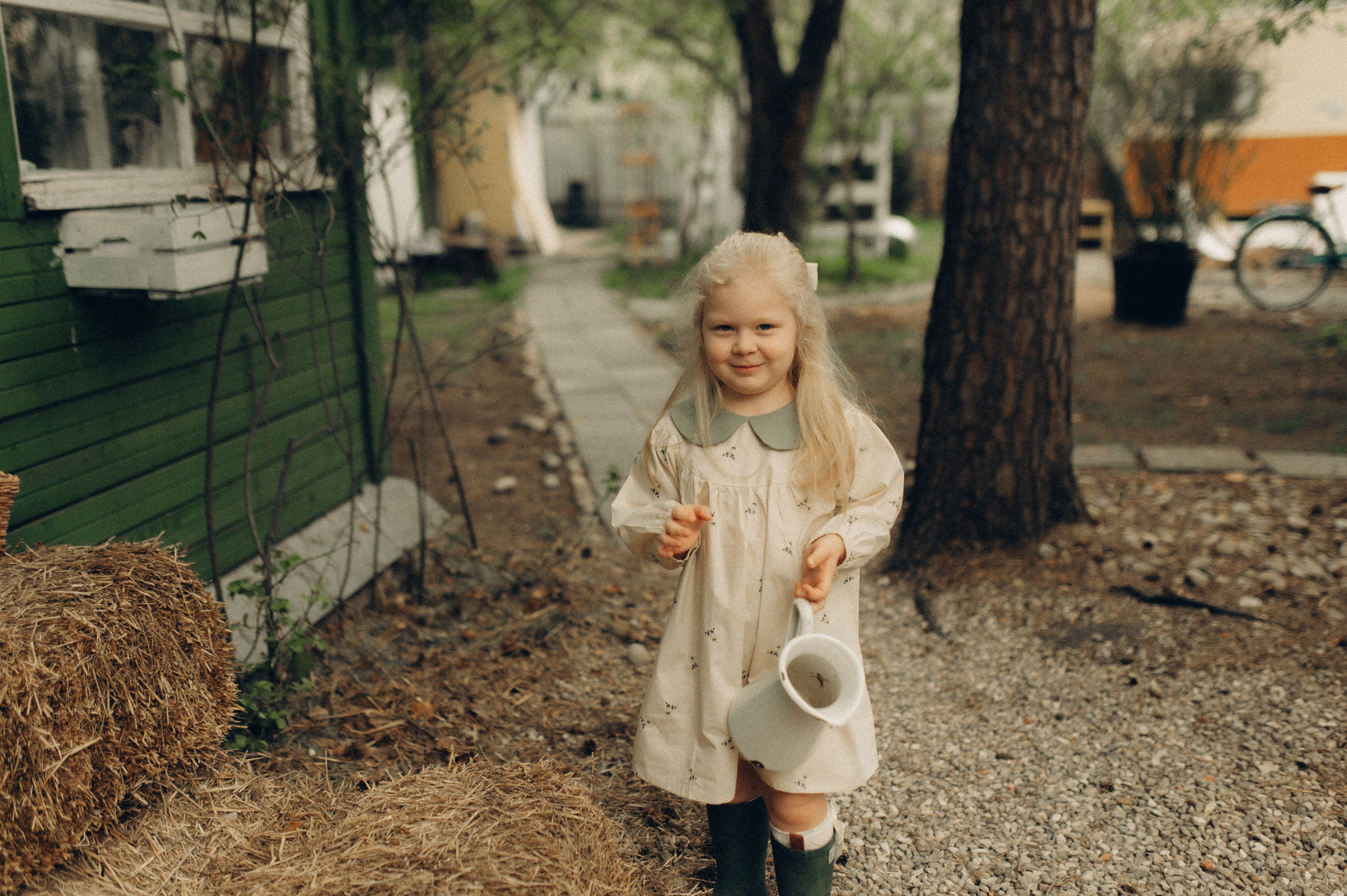 Весна в ладошках. Семейный фотограф в Москве Екатерина Денисенко | Фотосессии без постановки дома и в студии