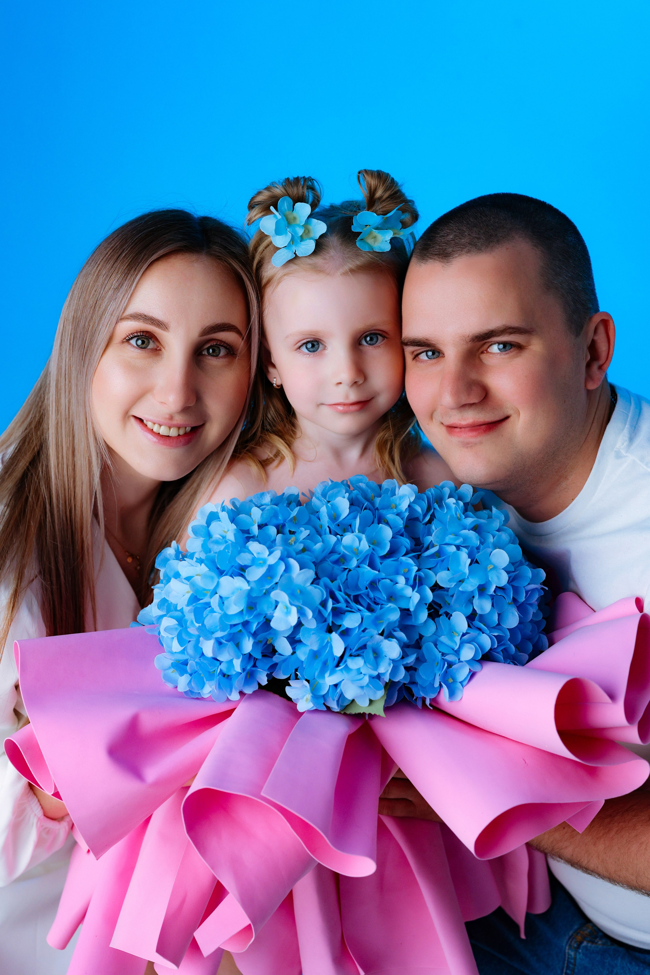 Студия MOMS. Добро пожаловать в мир моего творчества! Меня зовут Аня! Я детский и семейный фотораф!