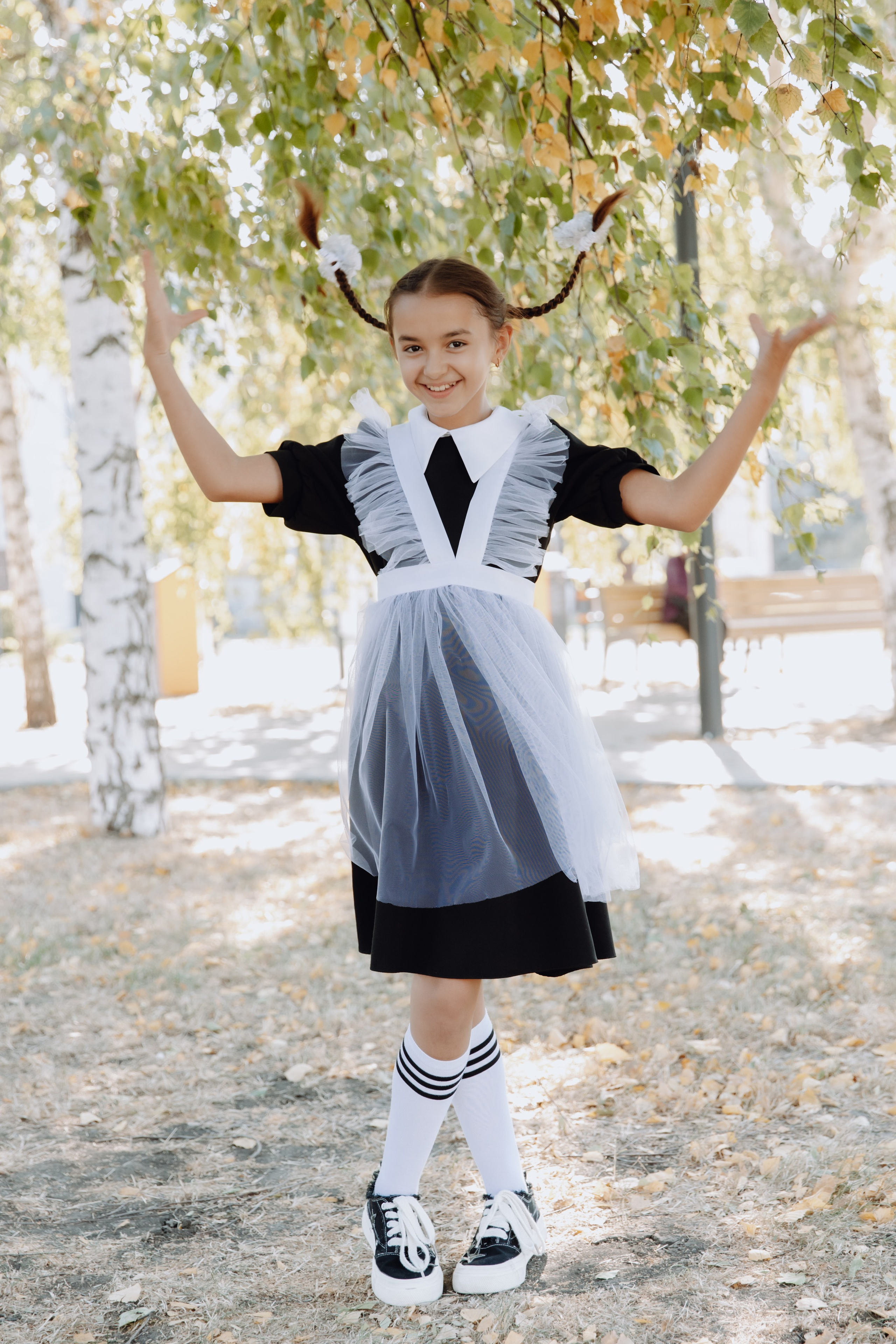 Школьные альбомы в Чернянке. Фотограф Максим Никонов