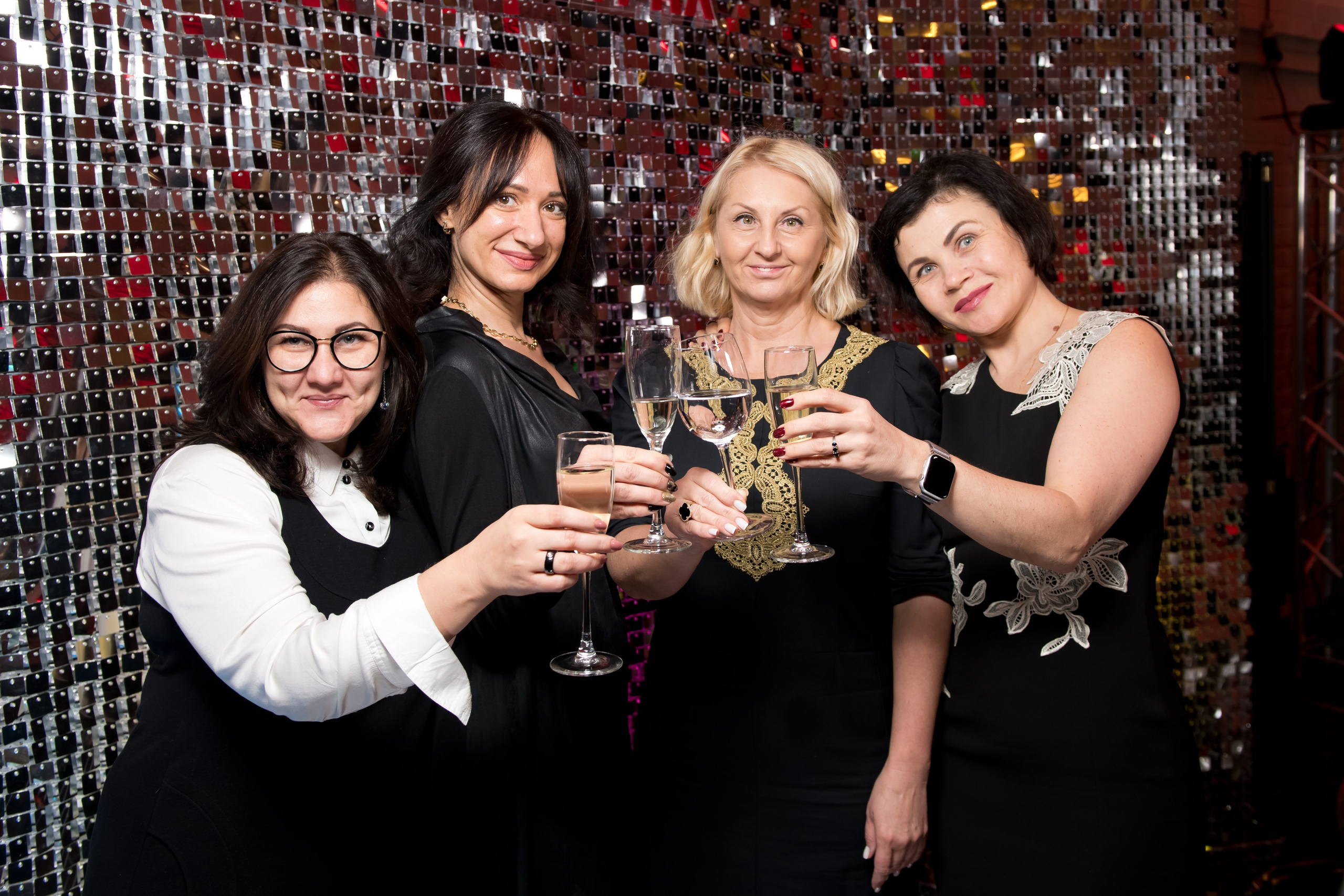 Новогодний корпоратив Росгосстрах. Репортажный фотограф и видеограф Слава Думчев. Тимбилдинги, отчетники, корпоративы