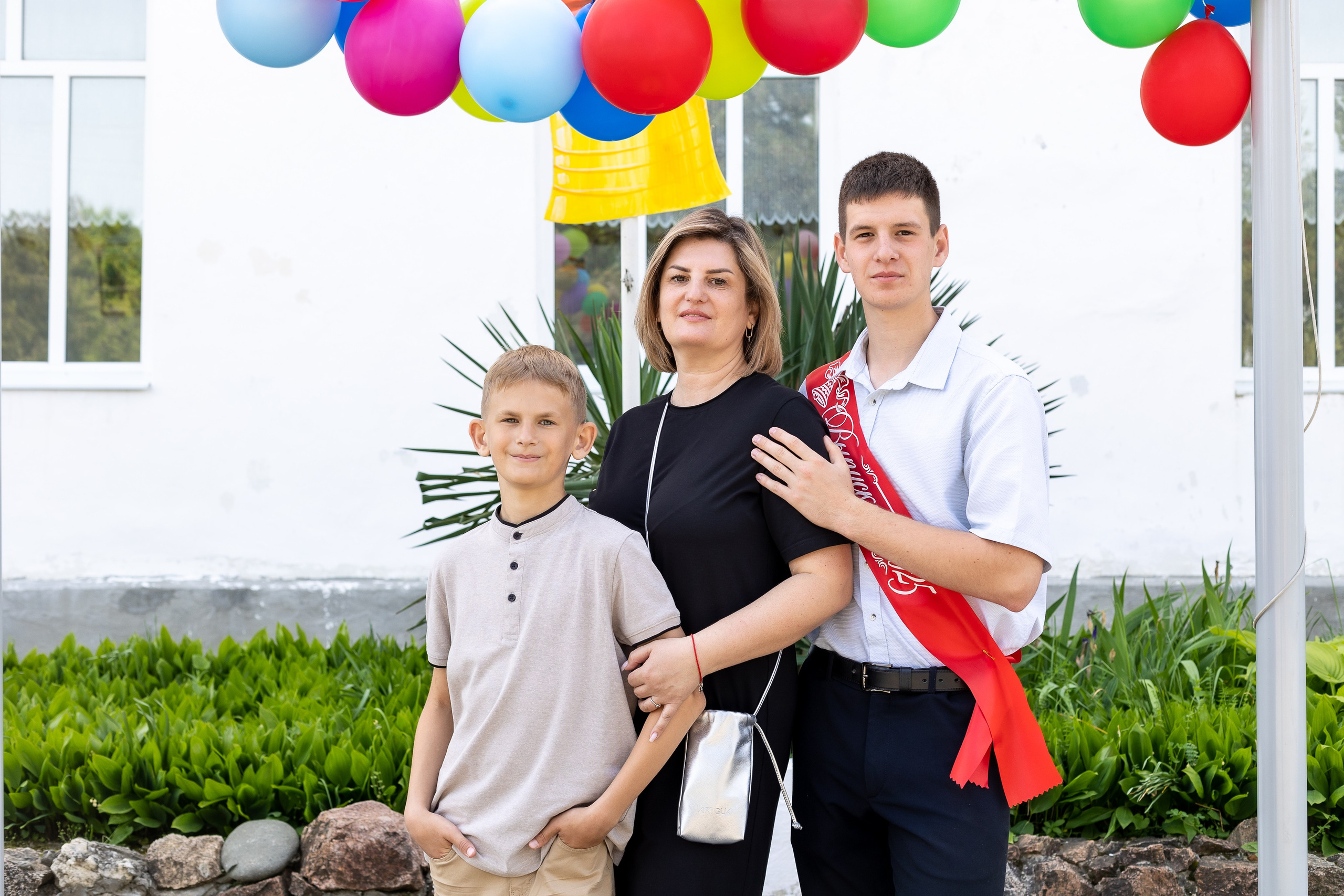 Последний звонок. Выпускные альбомы Майкоп, Краснодар Елена Золотарева