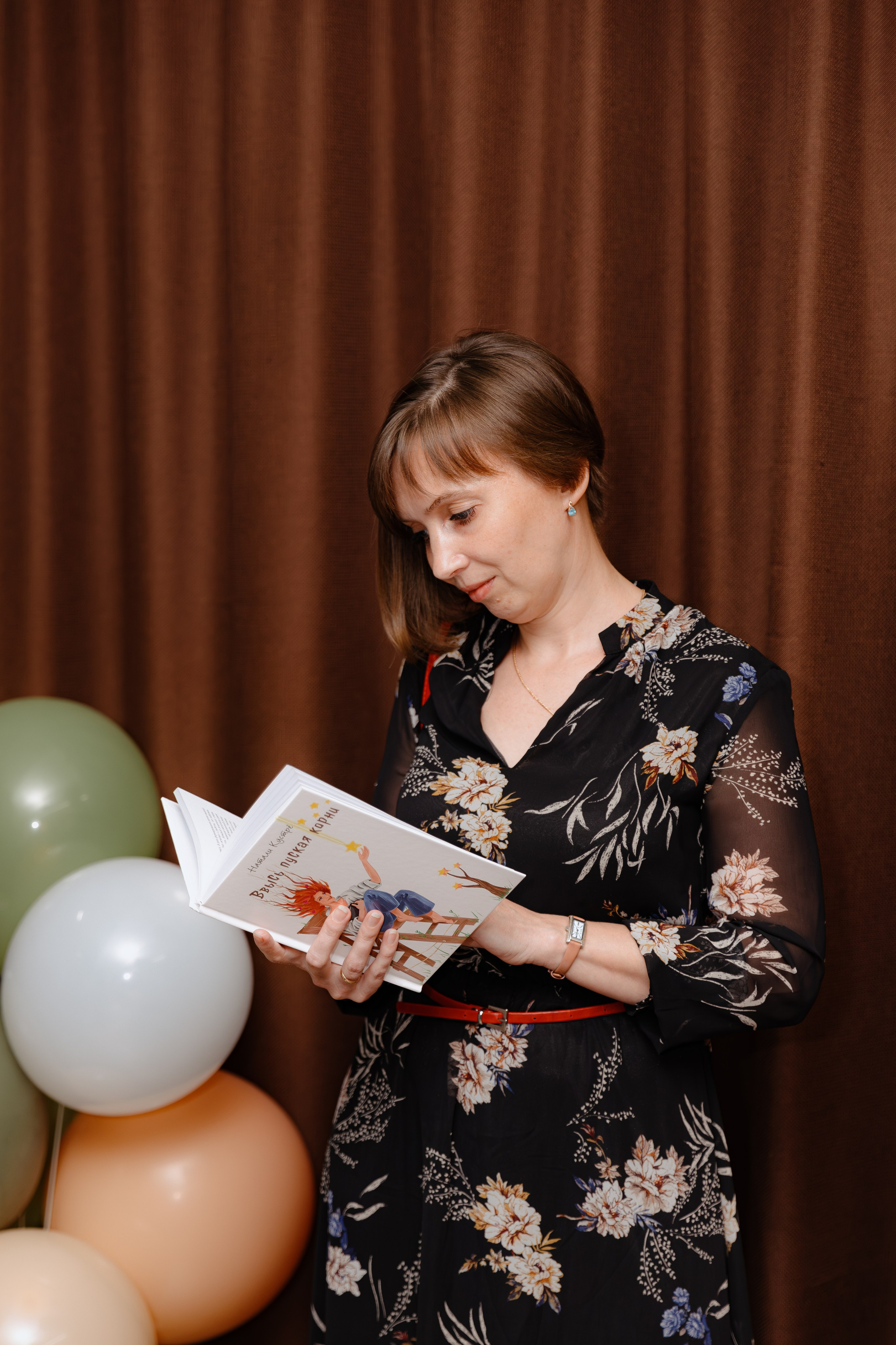 Презентация книги. Свадебный и репортажный фотограф Киров | Вадим Карпук