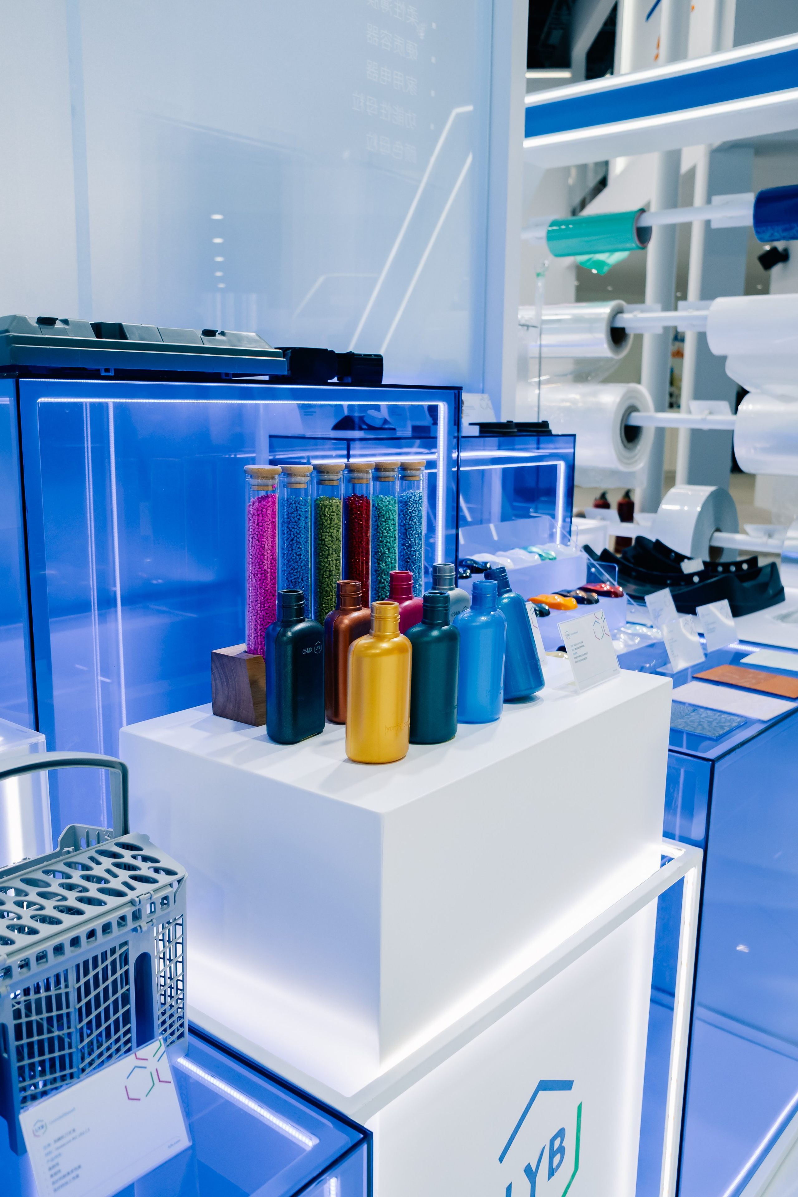 Фото и видеосъемка на выставке CHINAPLAS в Шанхае | Компания VZLP | Фотограф в Шанхае