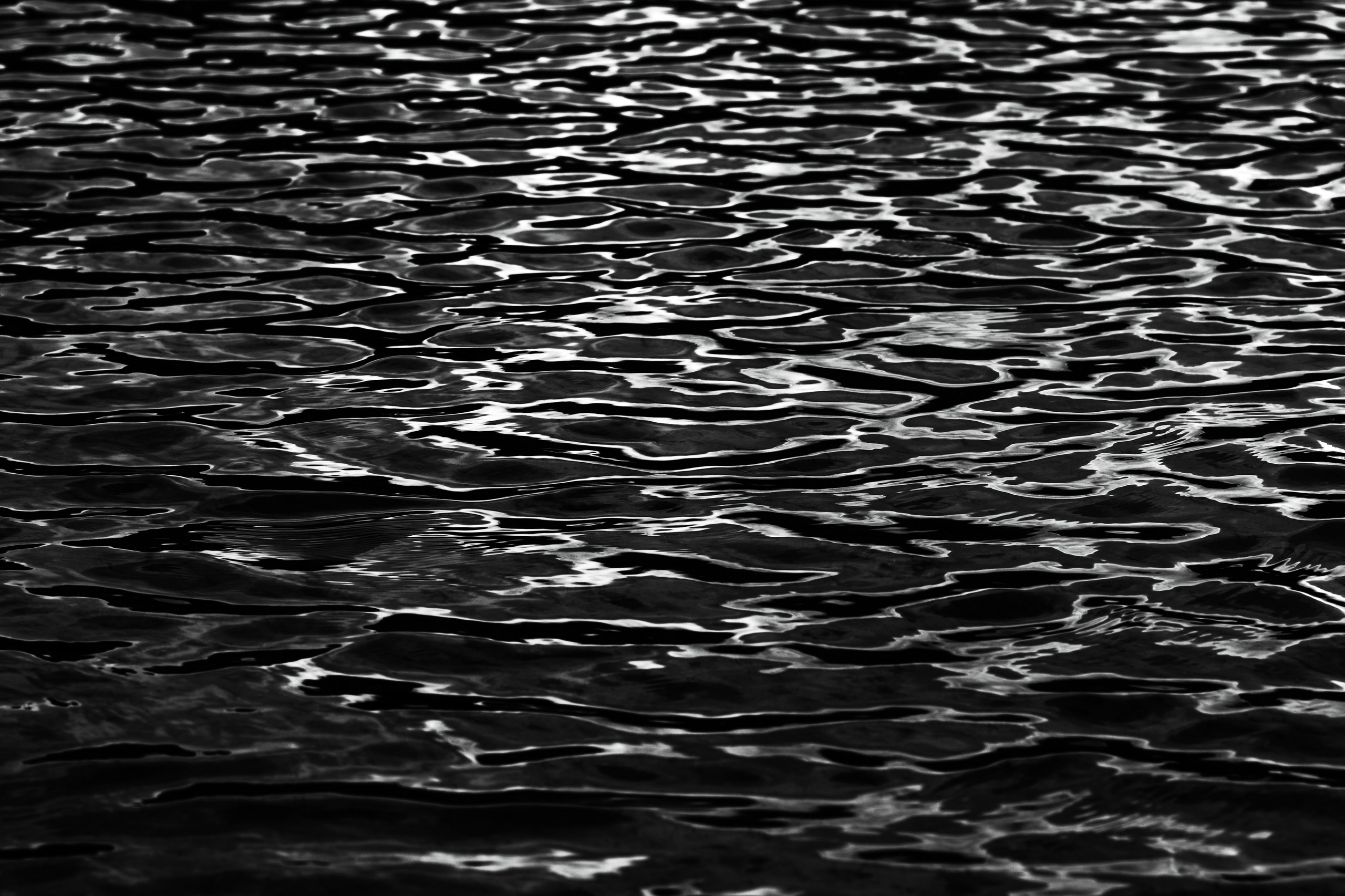 Фотографии для интерьера. Oleg Samoilov is a documentary photographer for brands that value an honest story