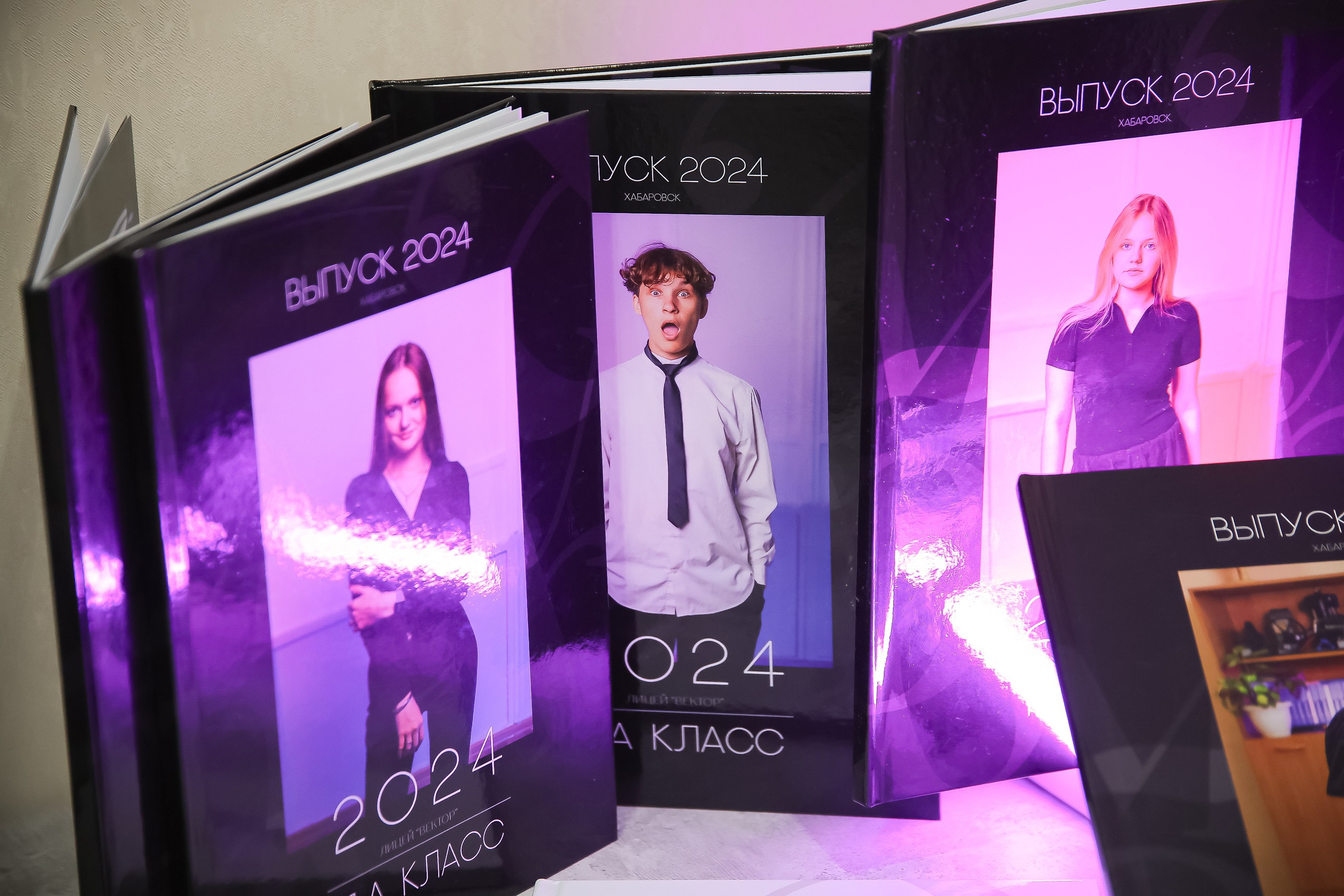 Школьные фотоальбомы в Комсомольске-на-Амуре