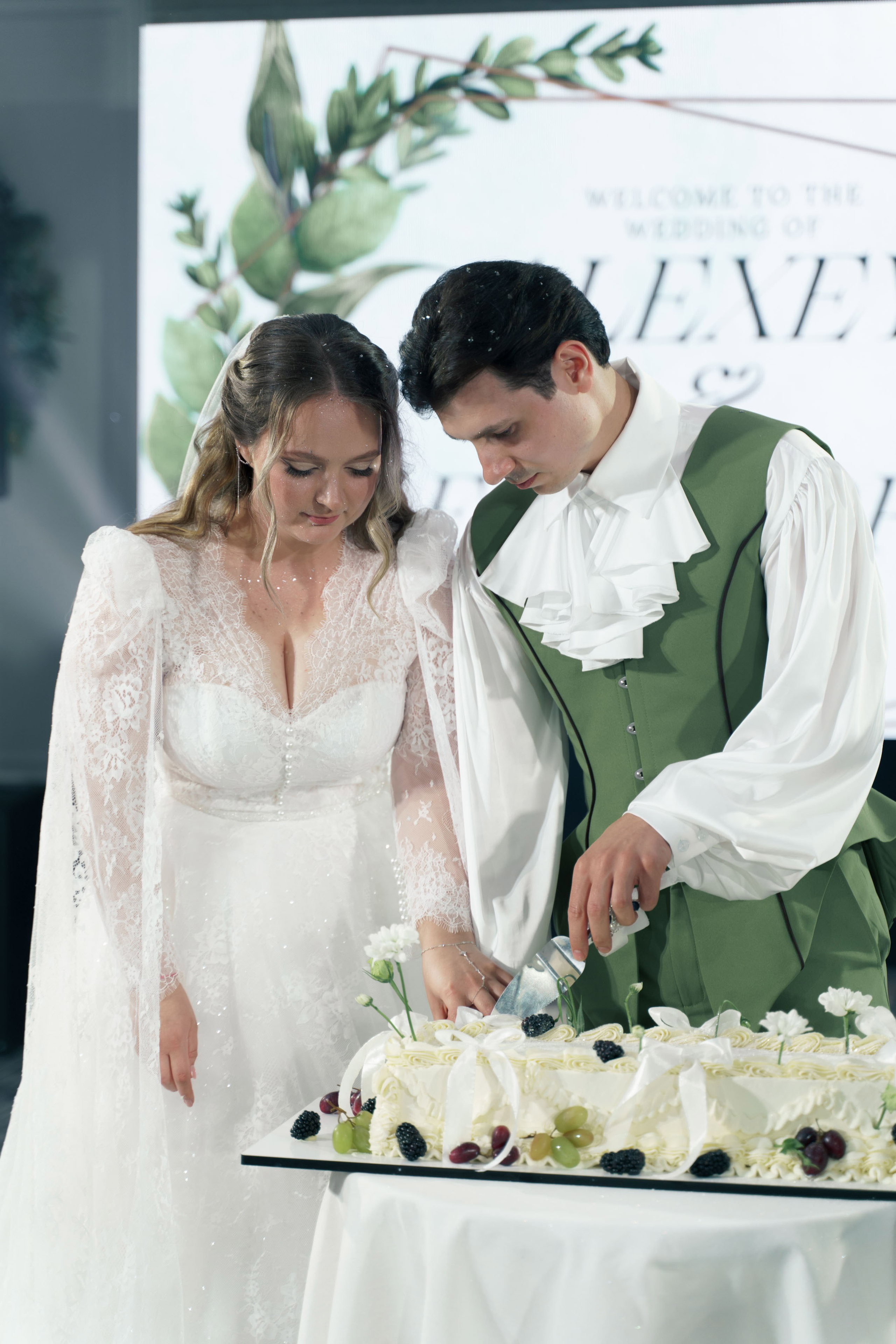 фотосессия свадебного банкета торт