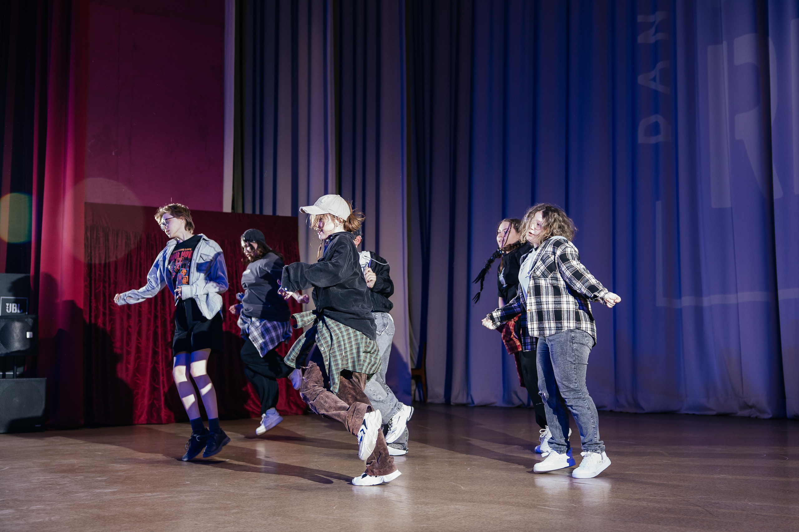 Дистрикт. Отчетный концерт. Свадебный и Семейный фотограф г. Ижевск Гульназ Солдатова. Гульназ фото