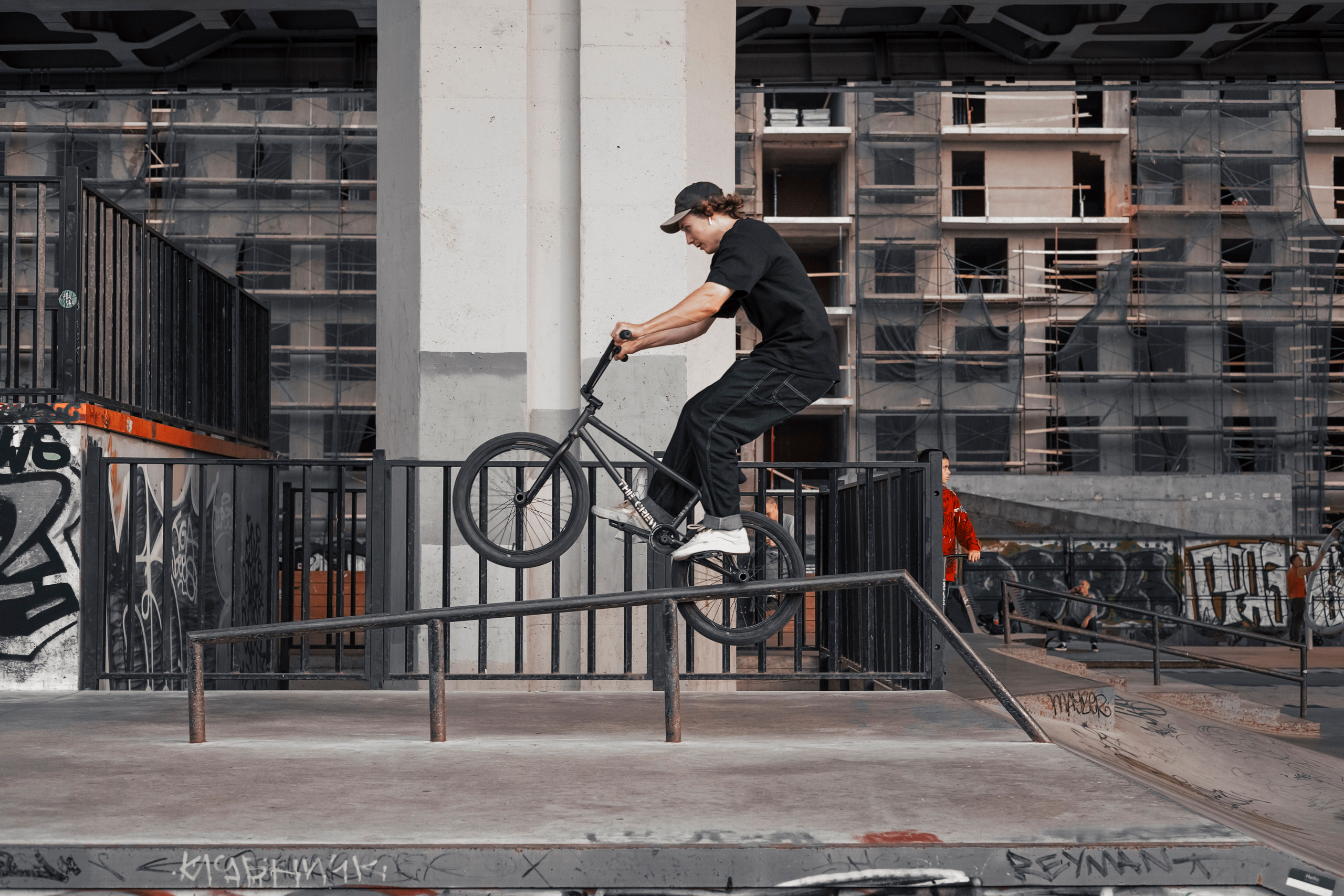 Уличная фотосъемка в Санкт-Петербурге | Живые кадры городской жизни