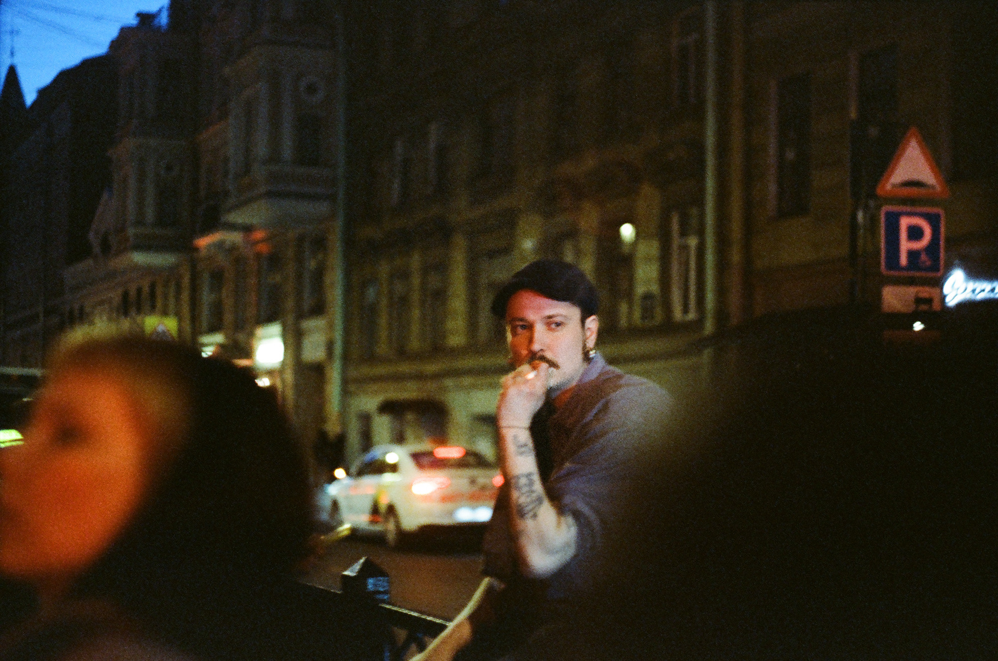 Стрит-фотография на пленку в Санкт-Петербурге | Атмосферные уличные кадры