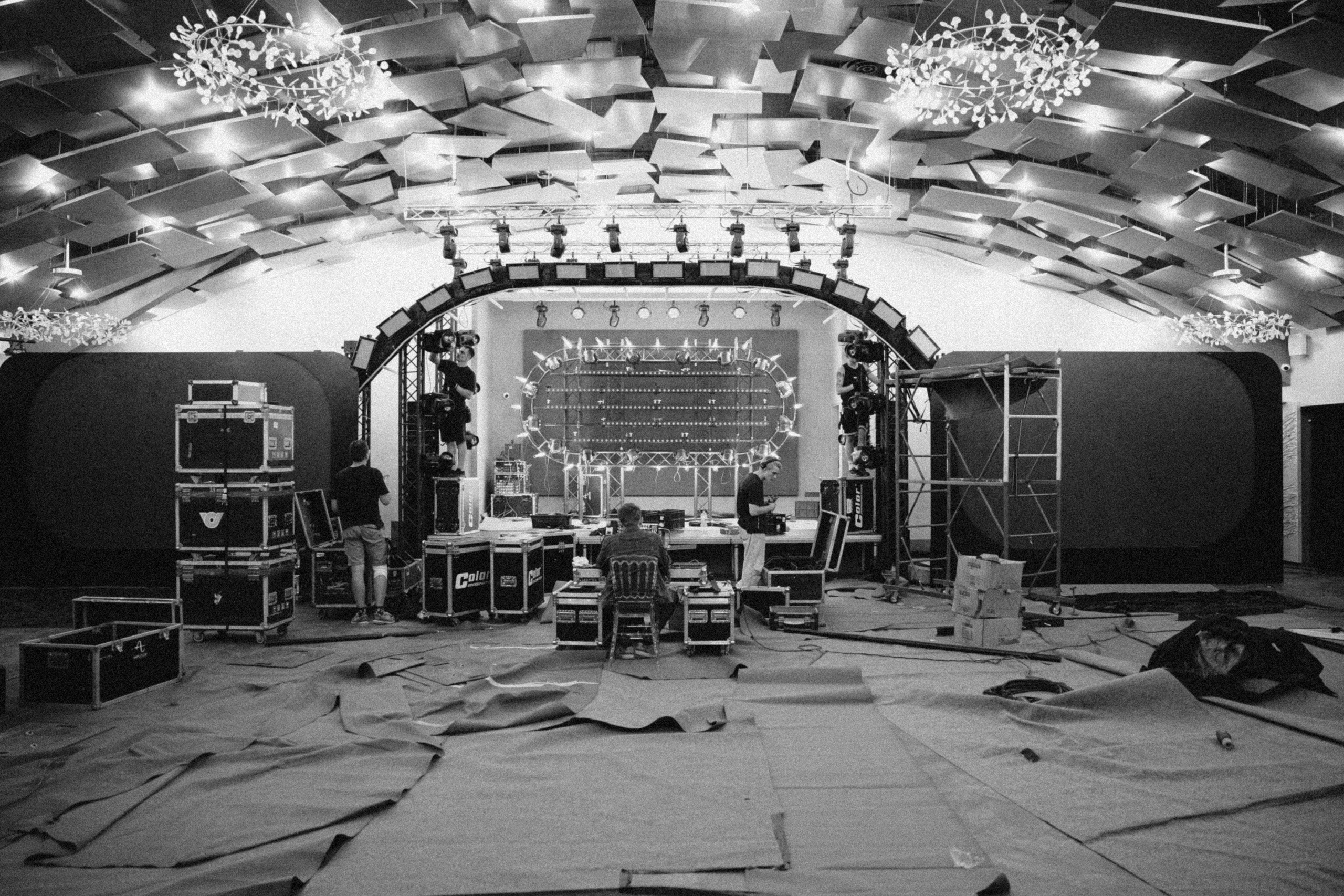 Бэки монтаж