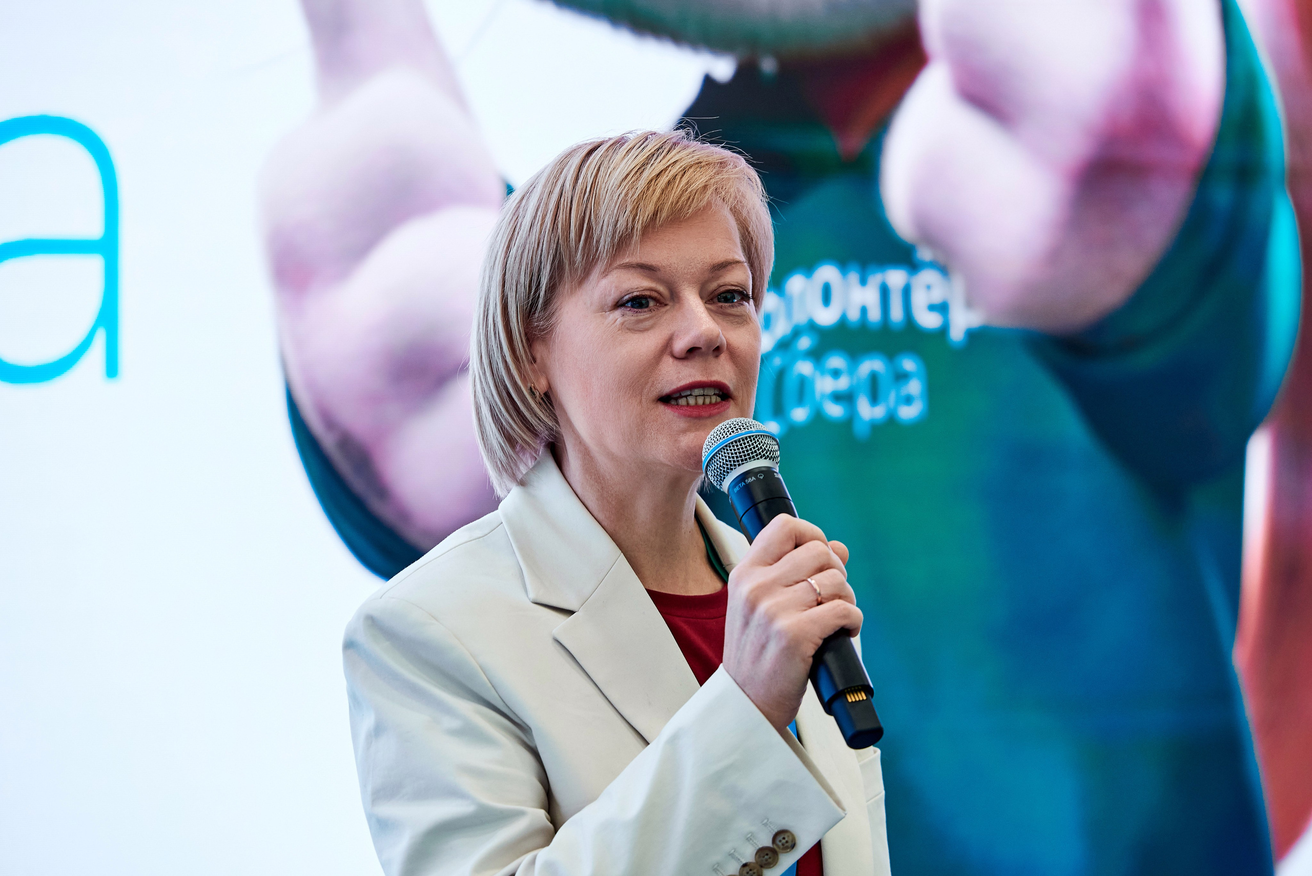 Волонтеры Северо-Запада. Иван Ступа, репортажный фотограф в Санкт-Петербурге и Ленинградской области