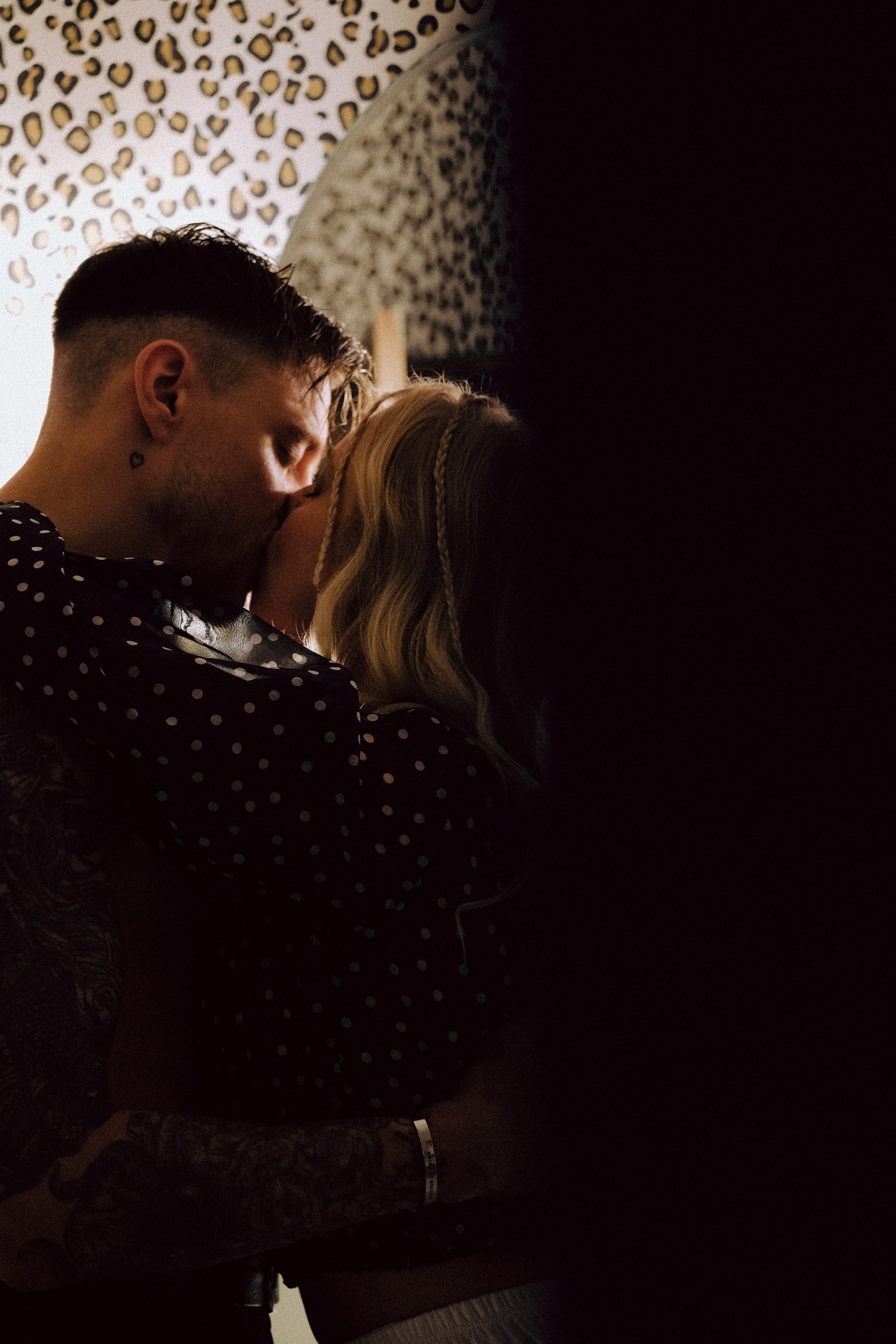 СВАДЕБНАЯ СЬЕМКА С КАБРИОЛЕТОМ В САНТК-ПЕТЕРБУРГЕ НА ПЕТРОГРАДКЕ В ОТЕЛЕ ПАНОРАМИКА. Профессиональный фотограф, Санкт-Петербург — Виктория Богомолова