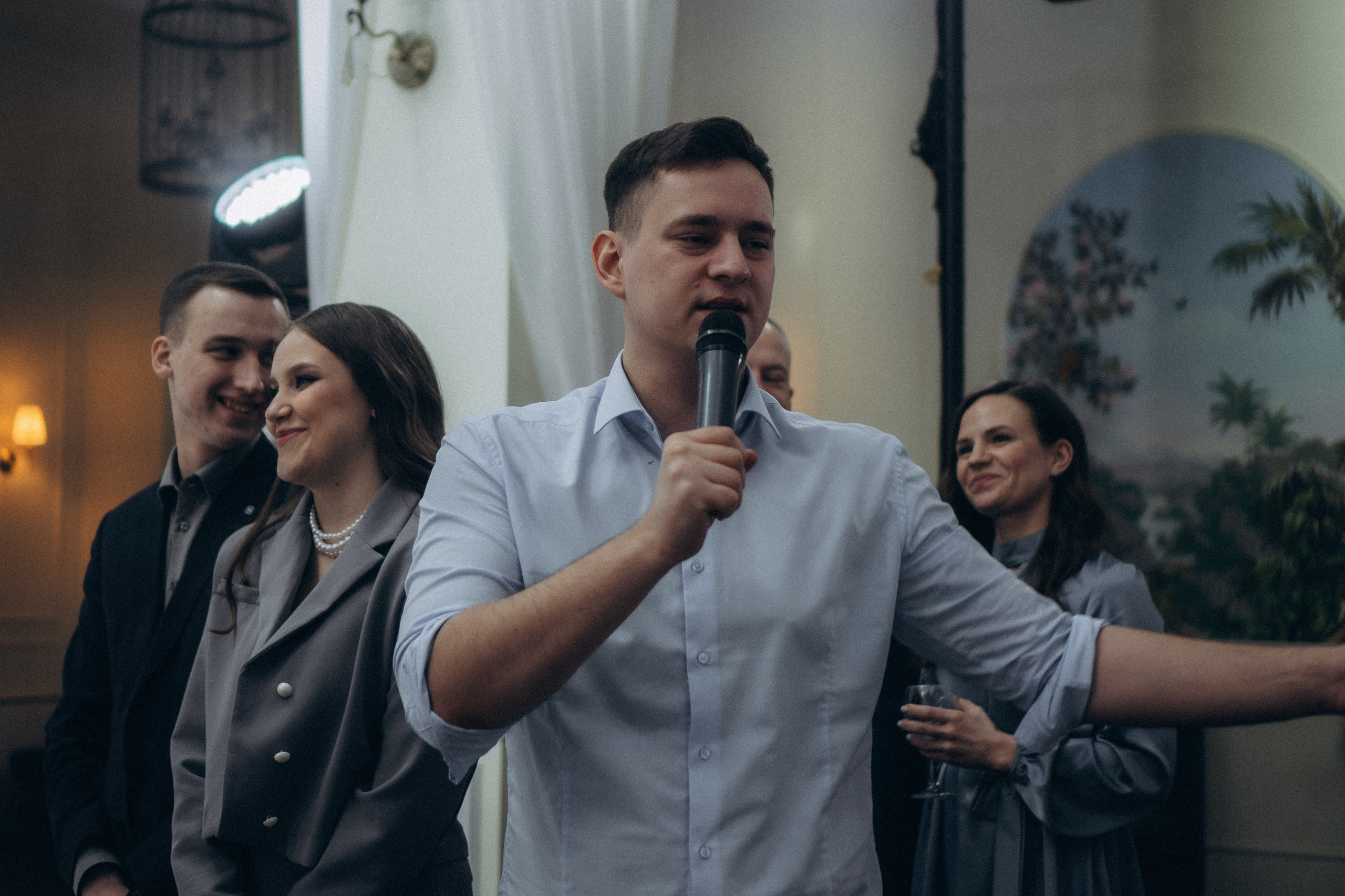 СВАДЕБНАЯ СЬЕМКА СБОРОВ В ОТЕЛЕ И ВЫЕЗД НА ЦЕРЕМОНИЮ (СНЯТО В СИБИРЕ В НИЖНЕВАРТОВСКЕ). Профессиональный фотограф, Санкт-Петербург — Виктория Богомолова