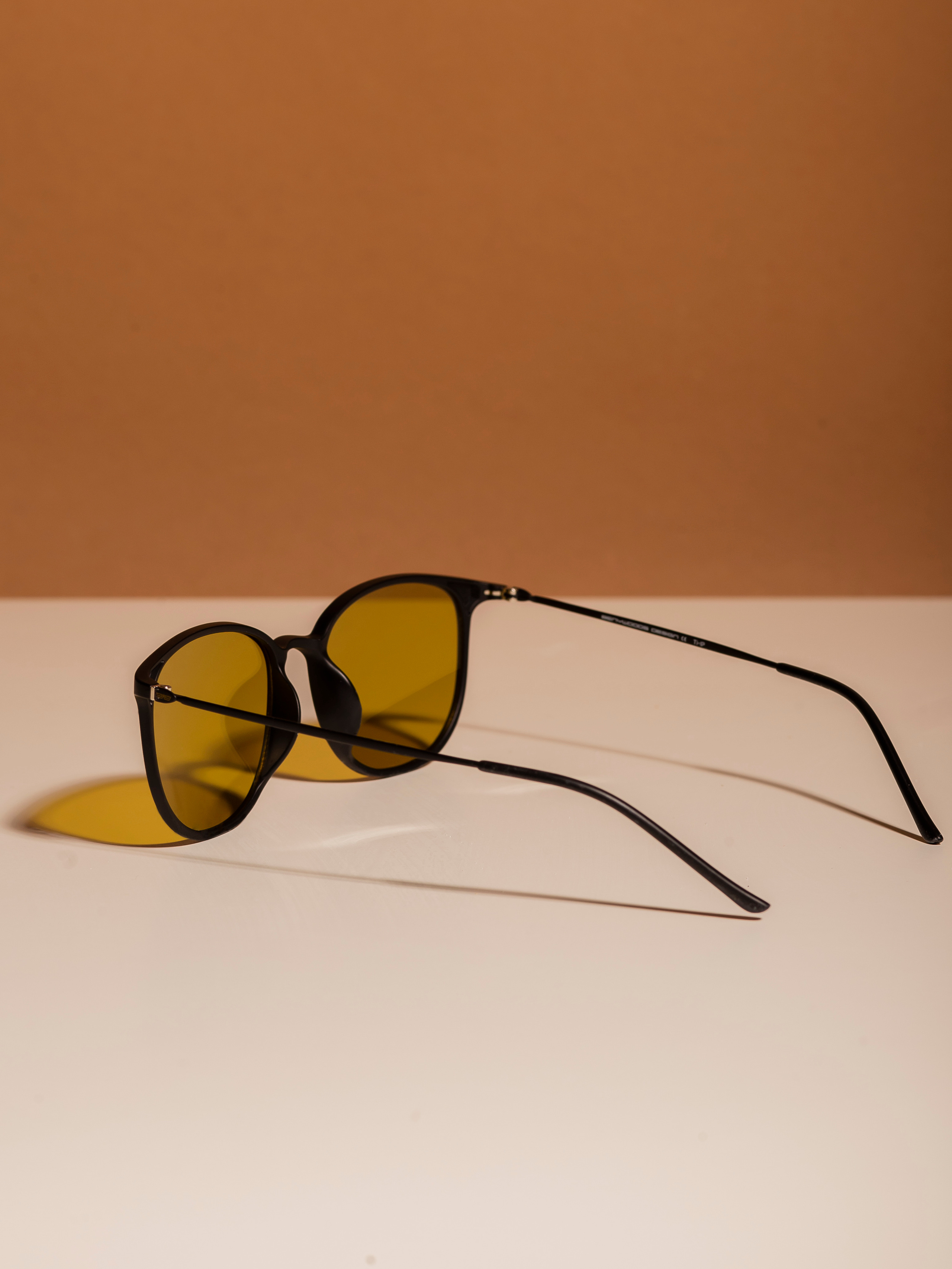 Солнечные очки. Предметный фотограф для маркетплейсов в Кемерово Ольга Воловяшко