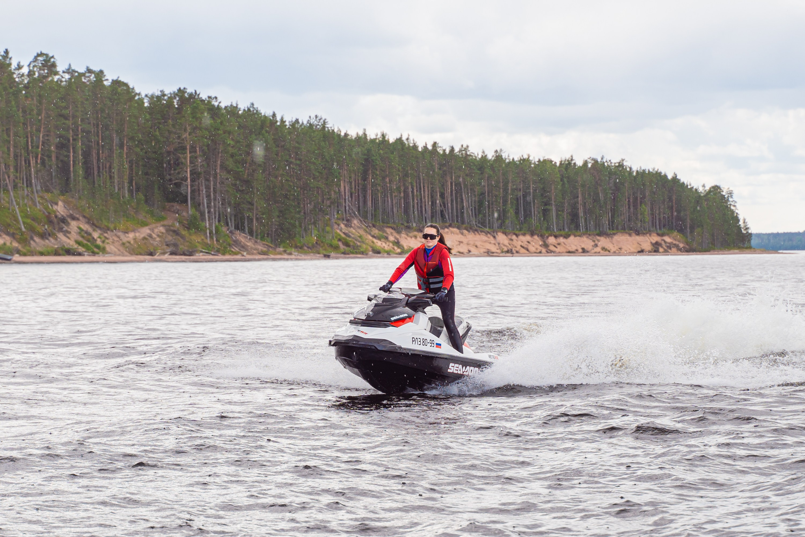 Гидровыезд в Коневский мужской монастырь. Свадебный, семейный, портретный, репортажный фотограф в Санкт-Петербурге
