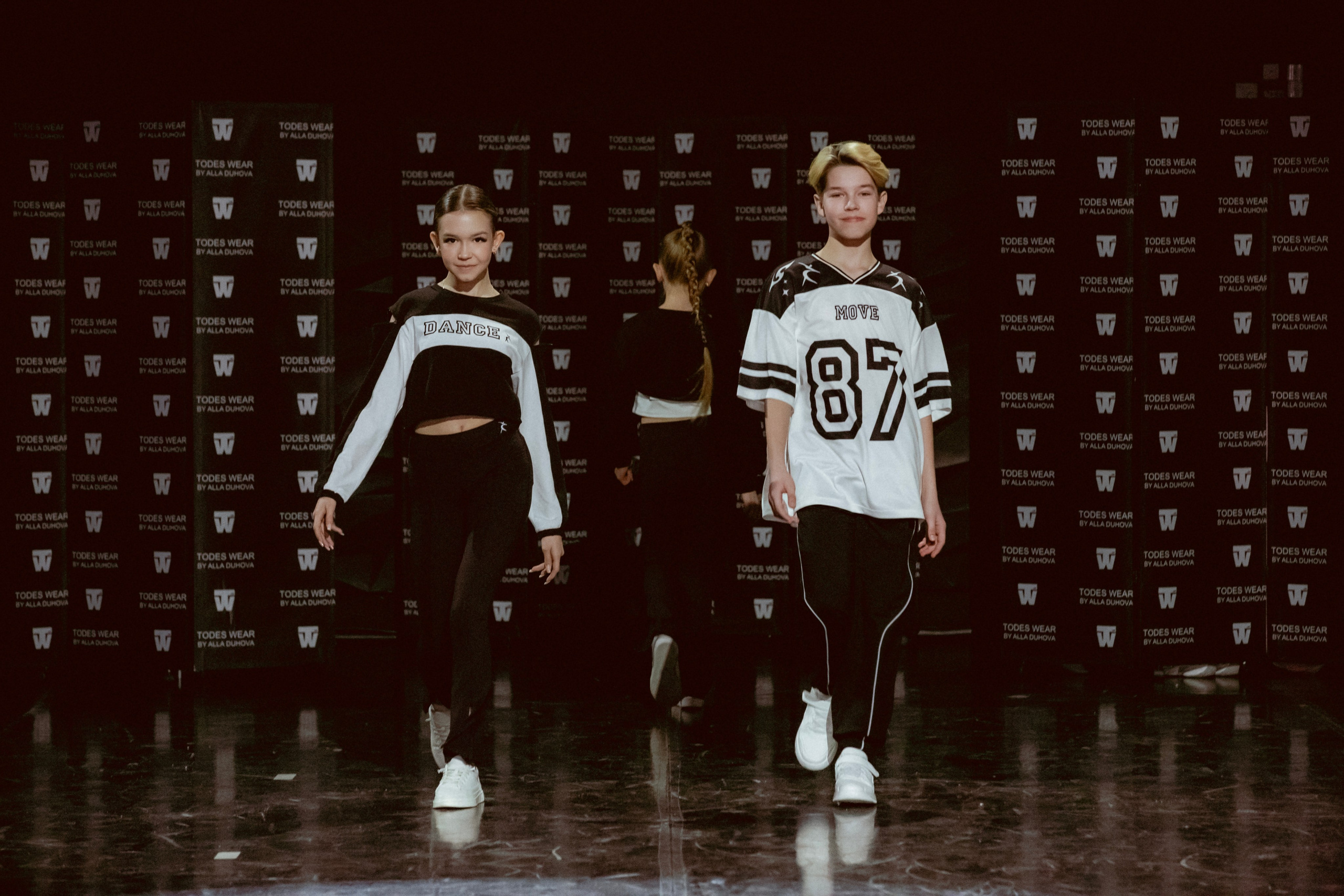 Показ Todes Wear. Юлия Кулиш // Pocahontas