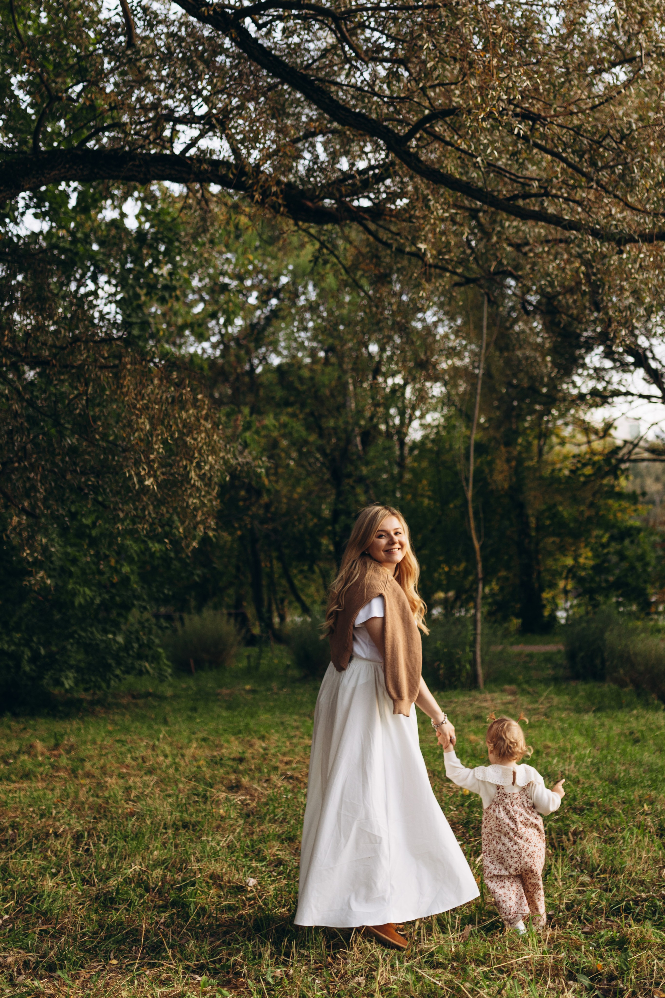 Ольга, Елена и маленькая Таисия. Семейный фотограф в Москве Жукова Анна