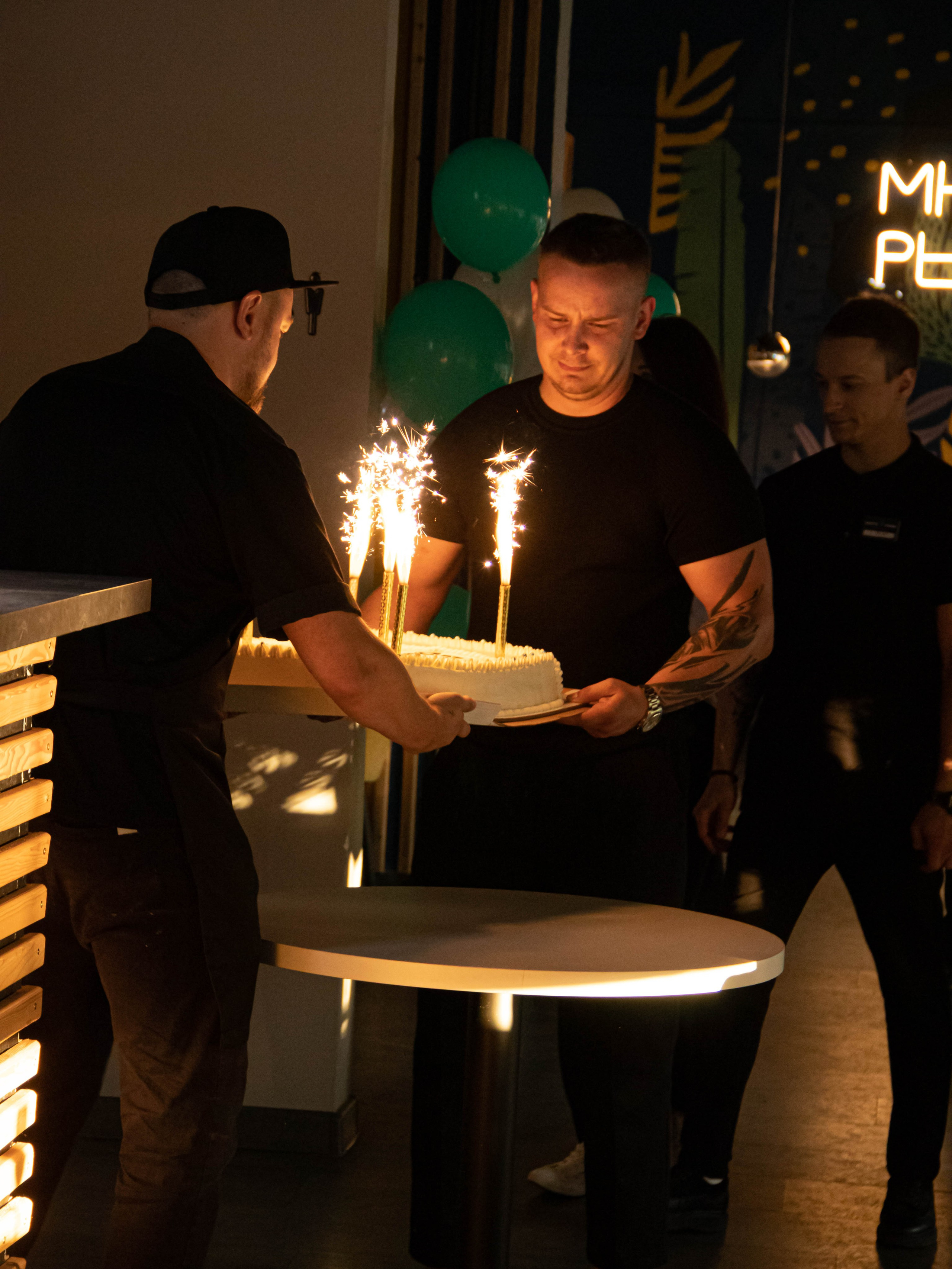 День рождения « Много рыбы». «Матрица»