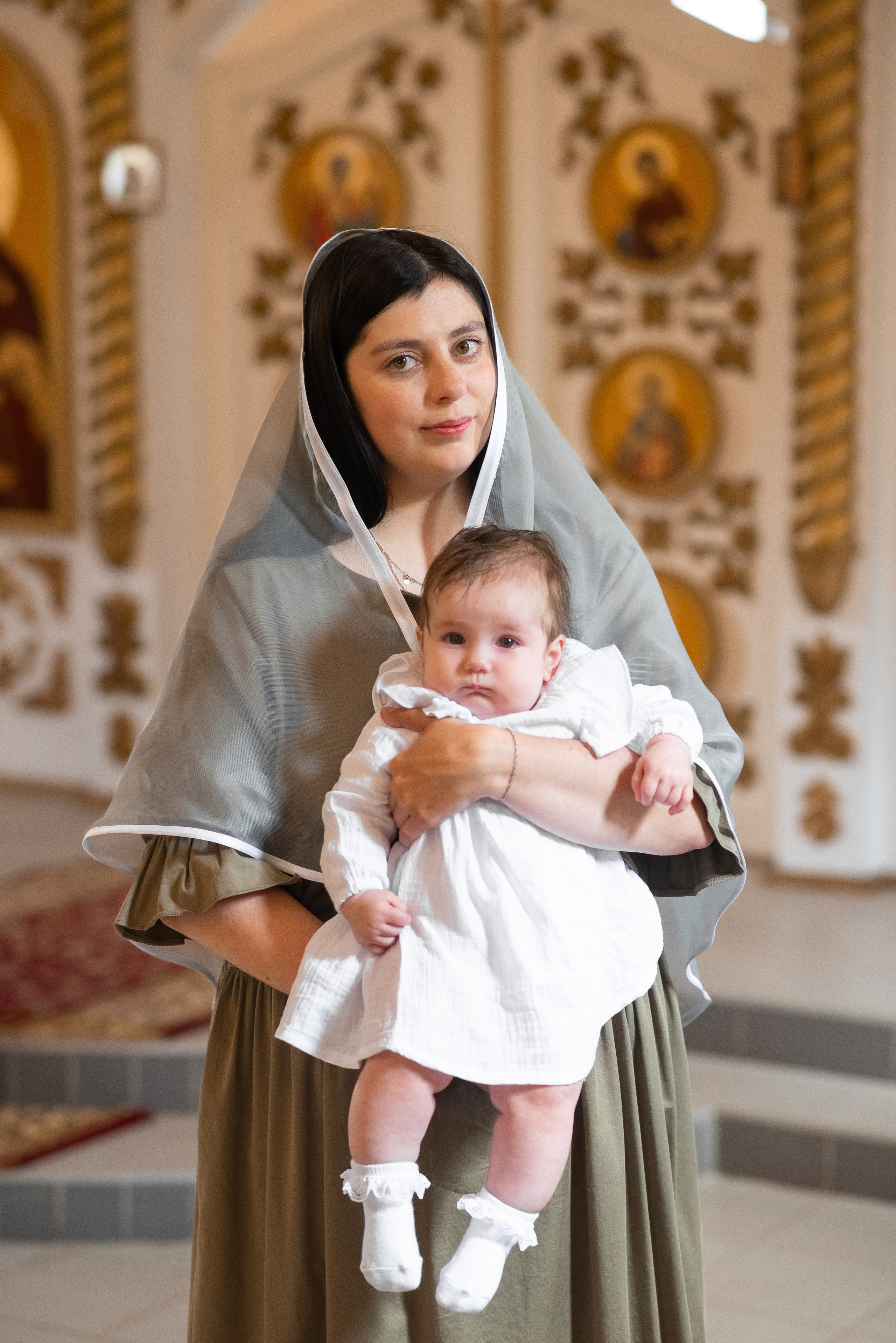Крещении Мии в хр.Ксении Петербургской. Семейный фотограф на выписку из роддома и крещение Минск Настя Гришук