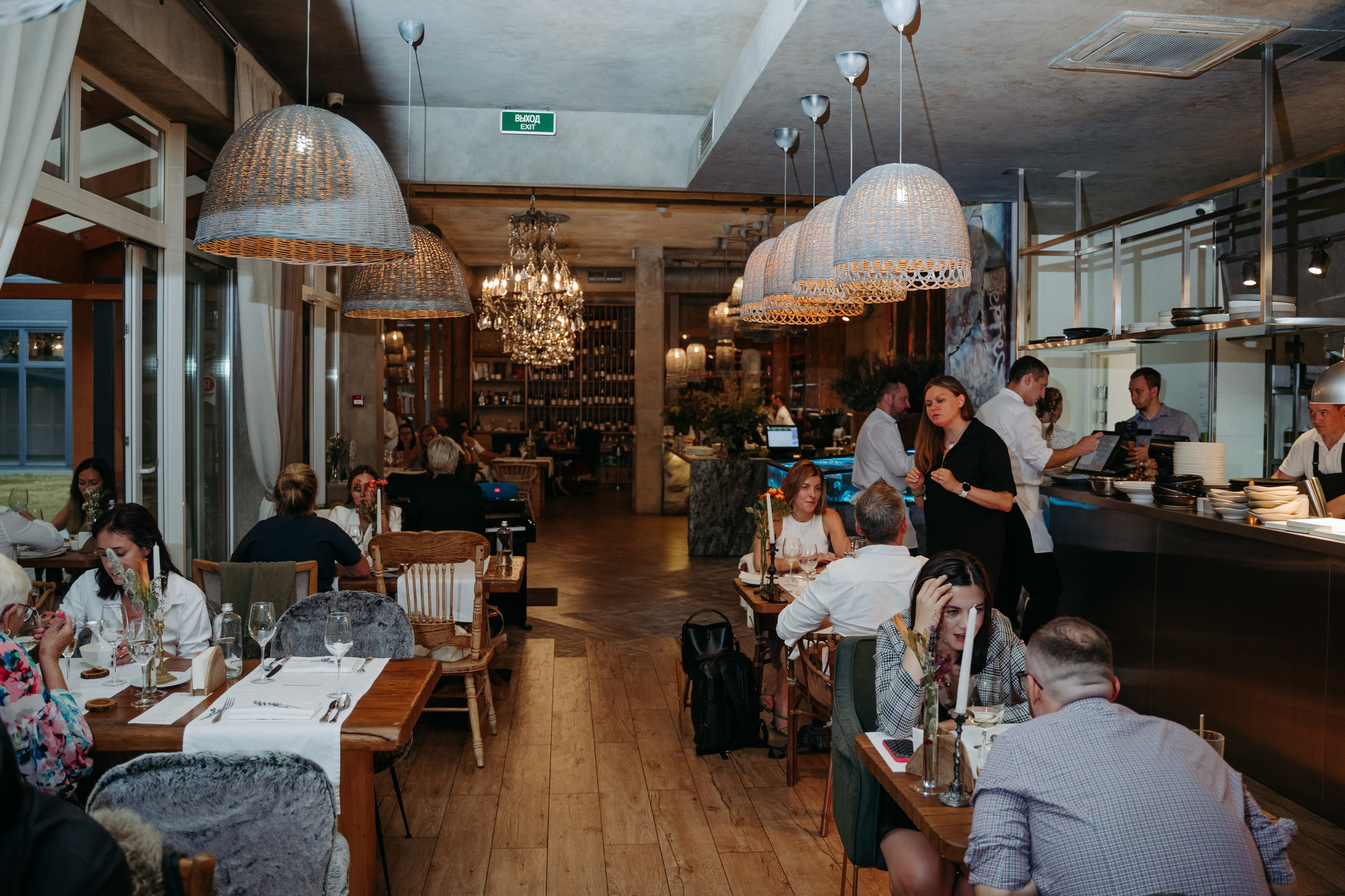 Открытый ужин с Mishlen Шеф Поварами. Репортажный и свадебный фотограф в Москве Рая Небогатова