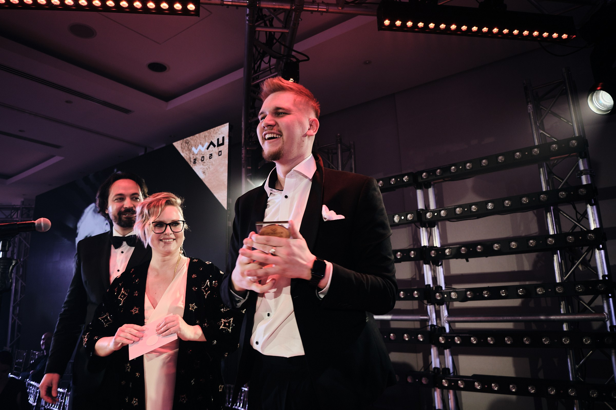 Профессиональный фотограф Дмитрий Мазуркевич — студийные, свадебные и репортажные съемки. Дмитрий Мазуркевич: Профессиональный Репортажный Фотограф