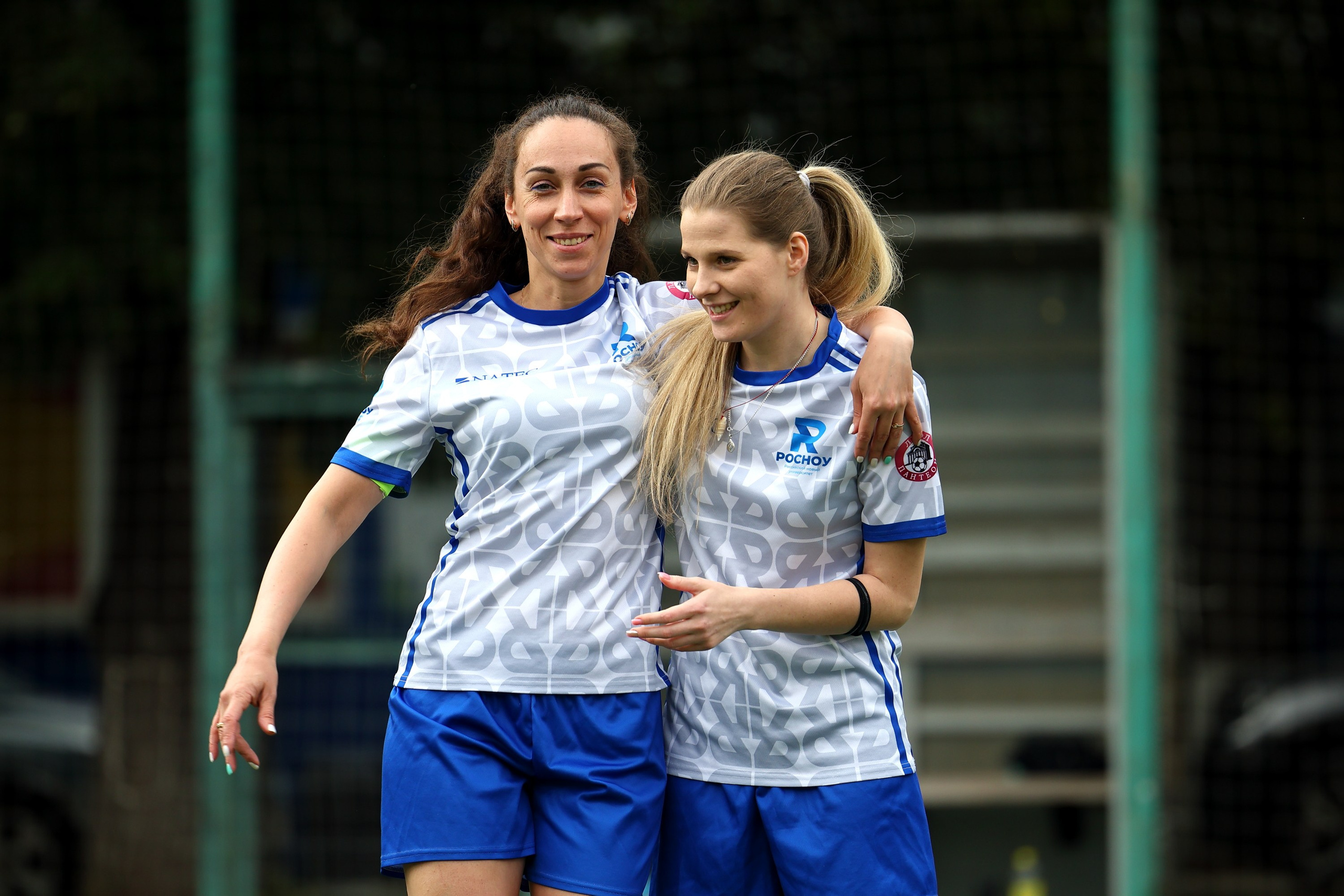 Футбол. Женская лига. Спортивный и репортажный фотограф Ермакова Светлана