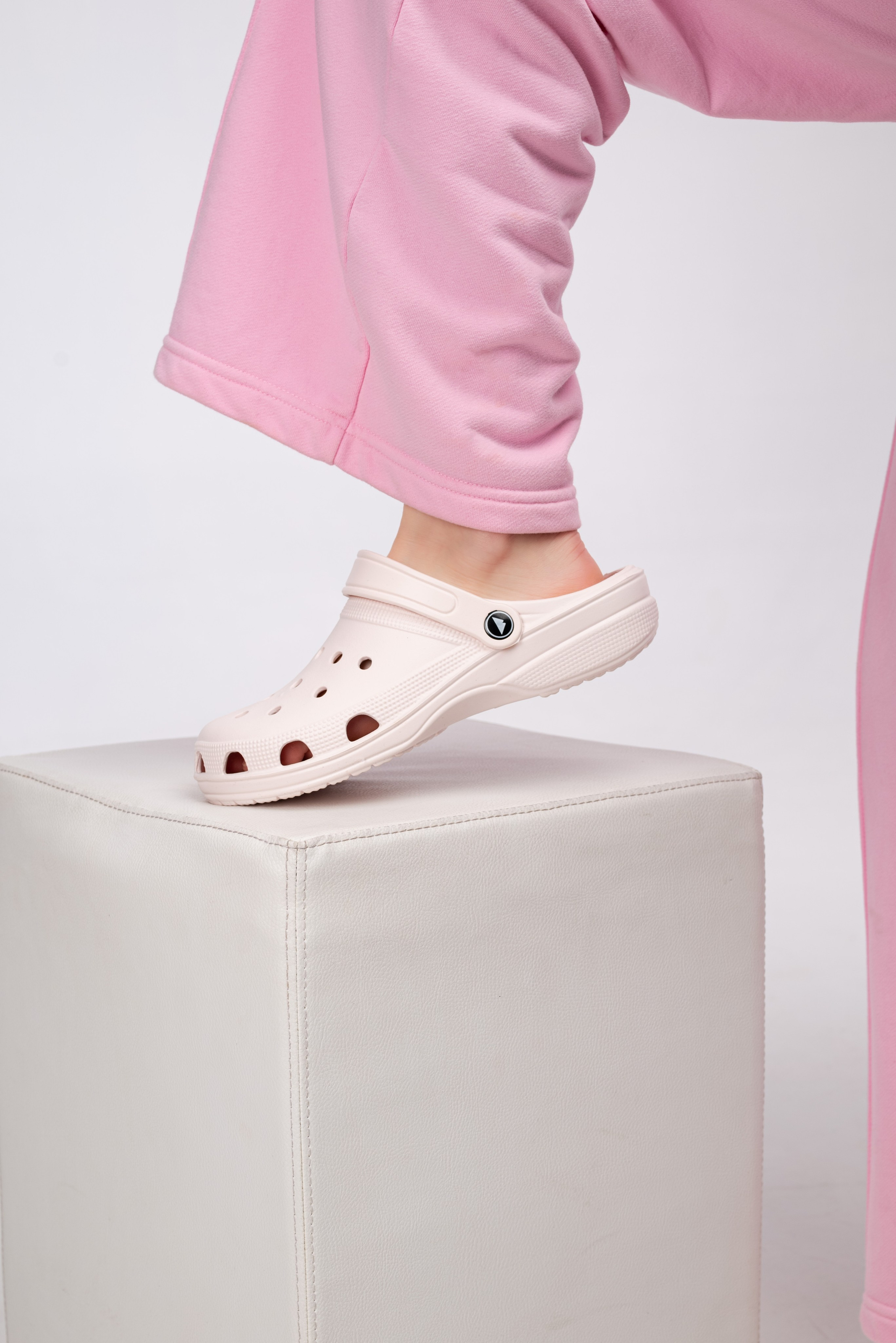 Кроксы. Предметный фотограф, фото для маркетплейсов Пятигорск, КМВ