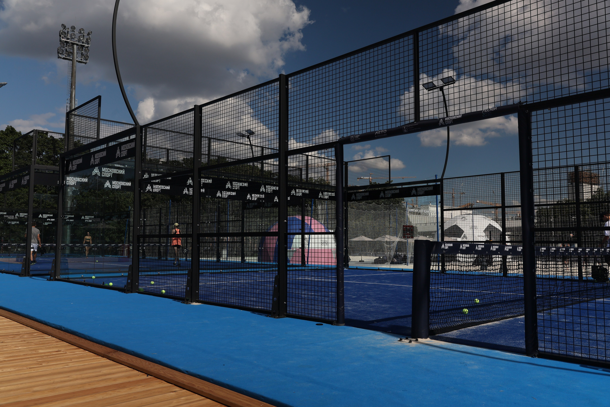 Корты по падел-теннису в Лужниках