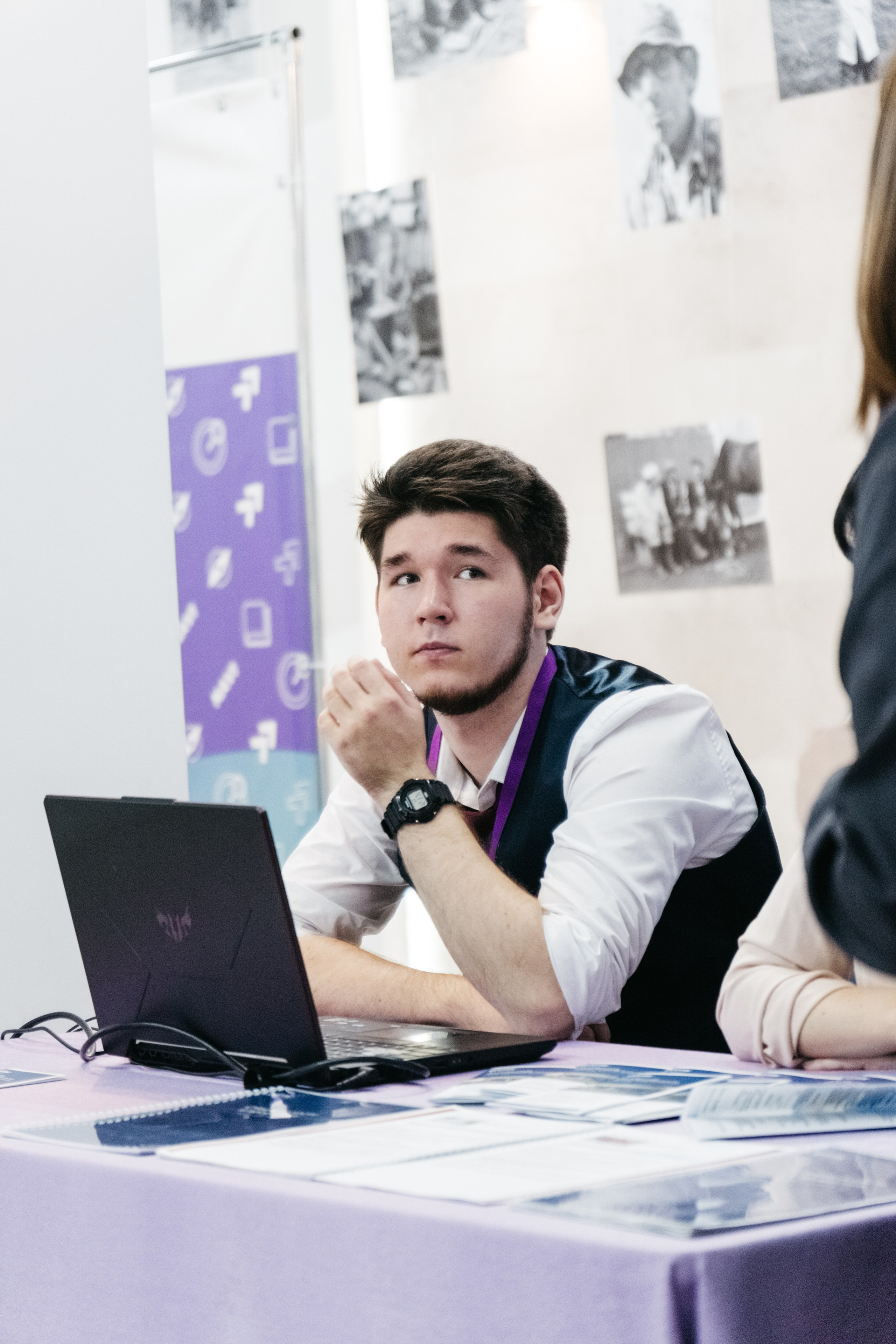 Форум 1.10.23. Репортажный и свадебный фотограф в Сургуте