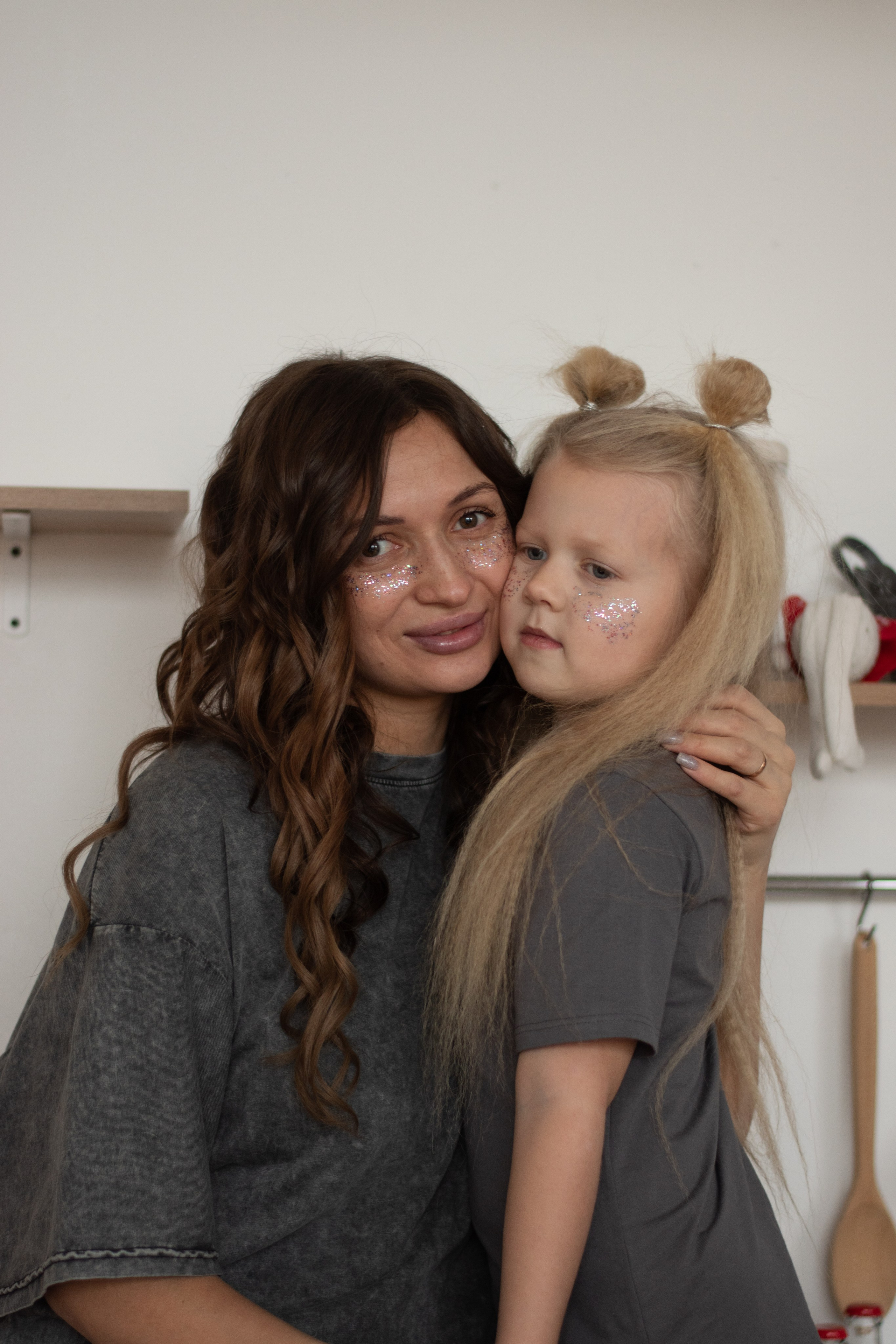 Ксения и прекрасные малышки Милана и Арина. Фотограф в Новосибирске Фальман Полина