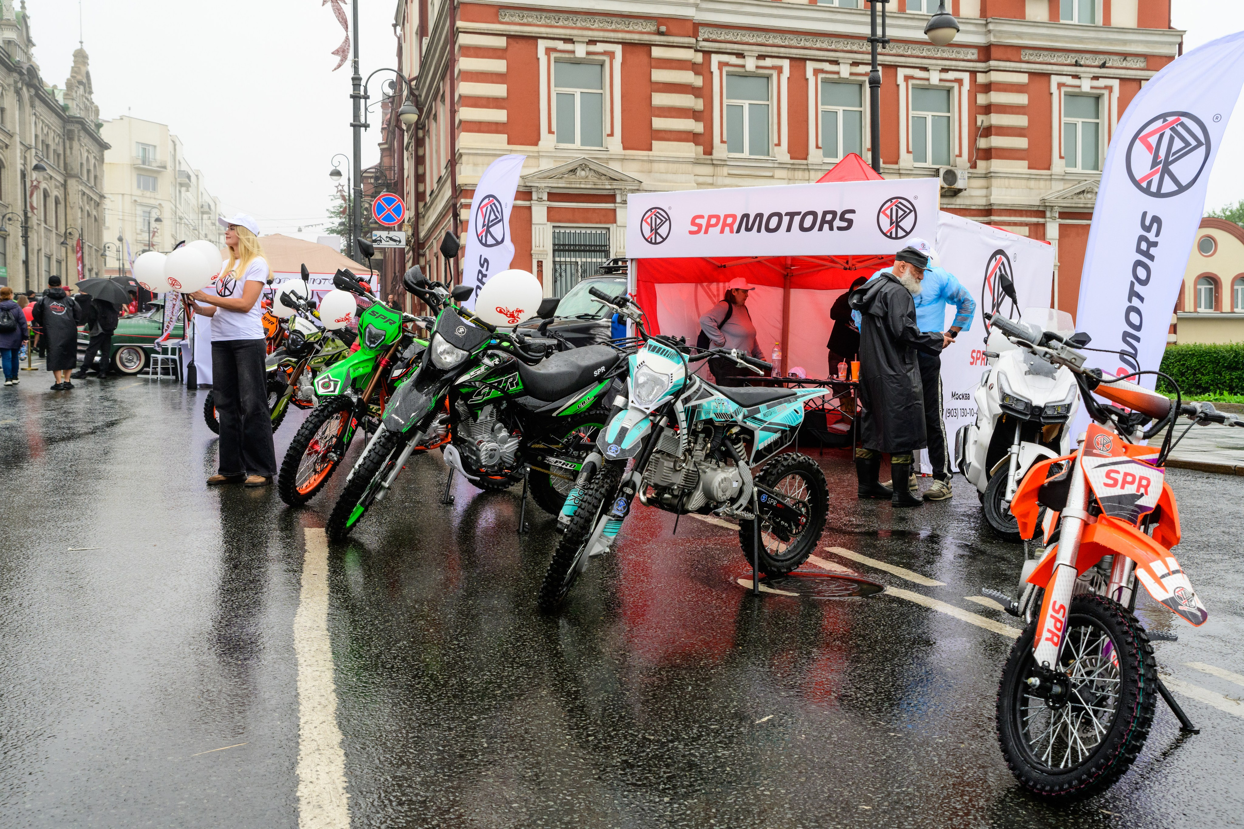 Автосалон 2026 SPR Motors. Репортажный фотограф во Владивостоке Таня Терехина