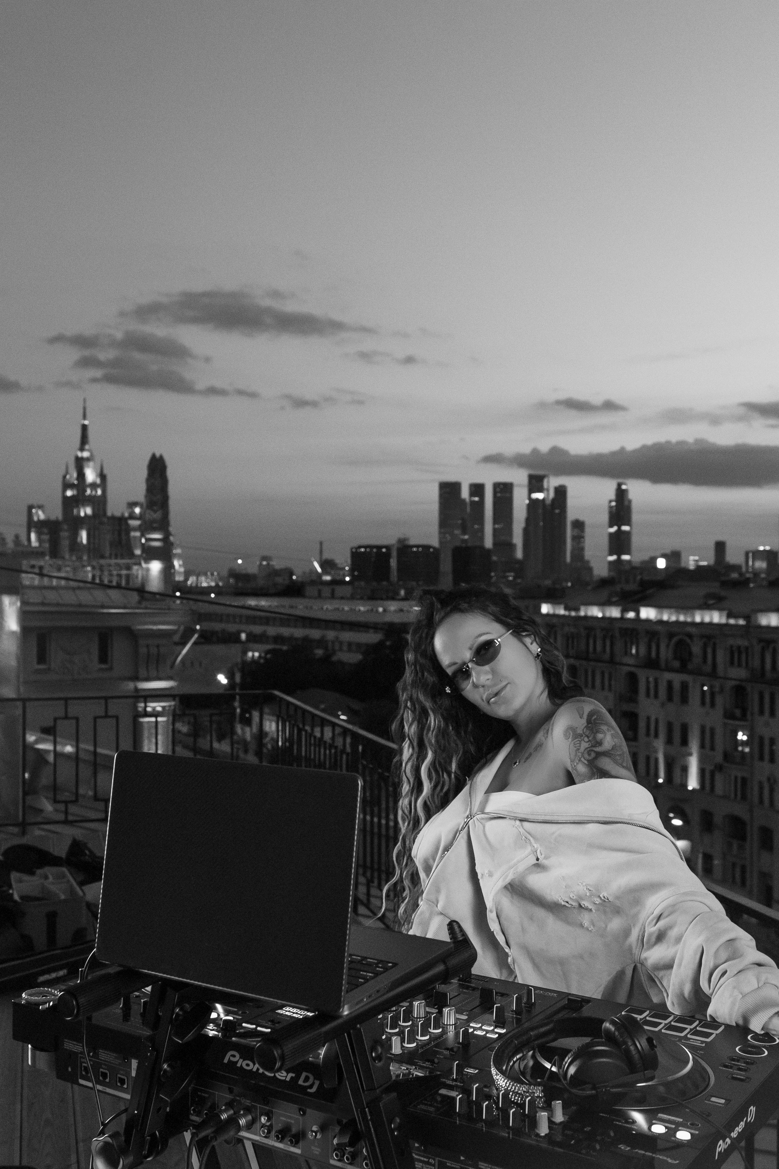 DJ Krassovka. Портретный и коммерческий фотограф Даниил Шентелев